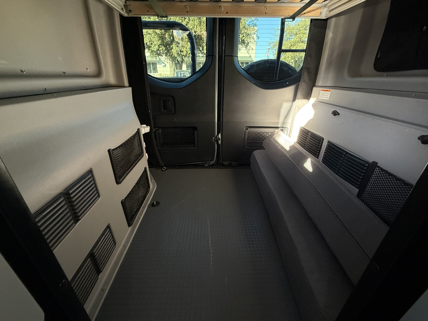 2022 Winnebago Revel 44E - Preowned