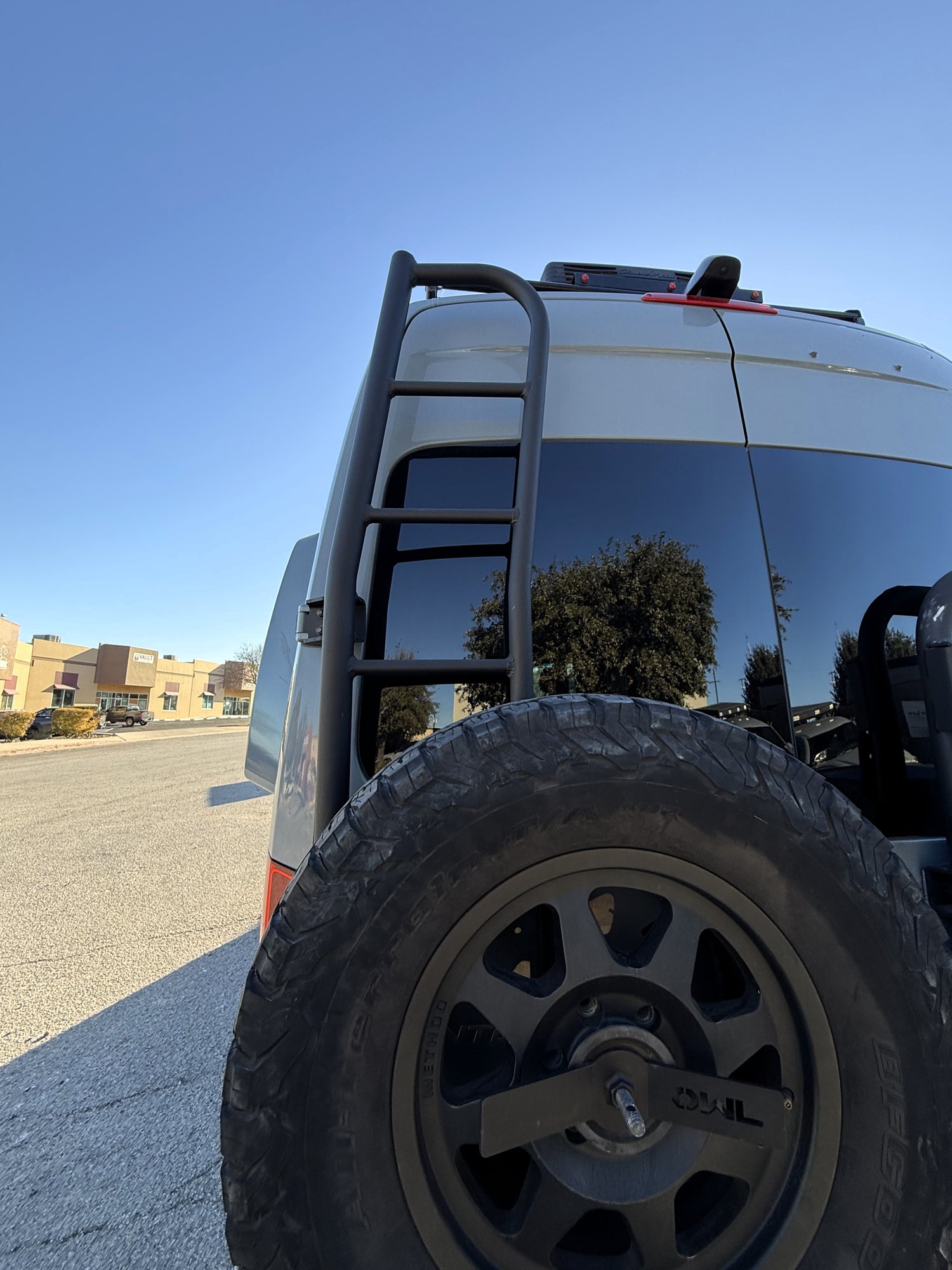 2022 Winnebago Revel 44E - Preowned