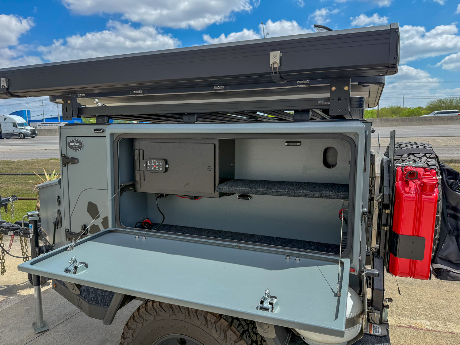 2024 Turtleback Expedition Shell - Preowned