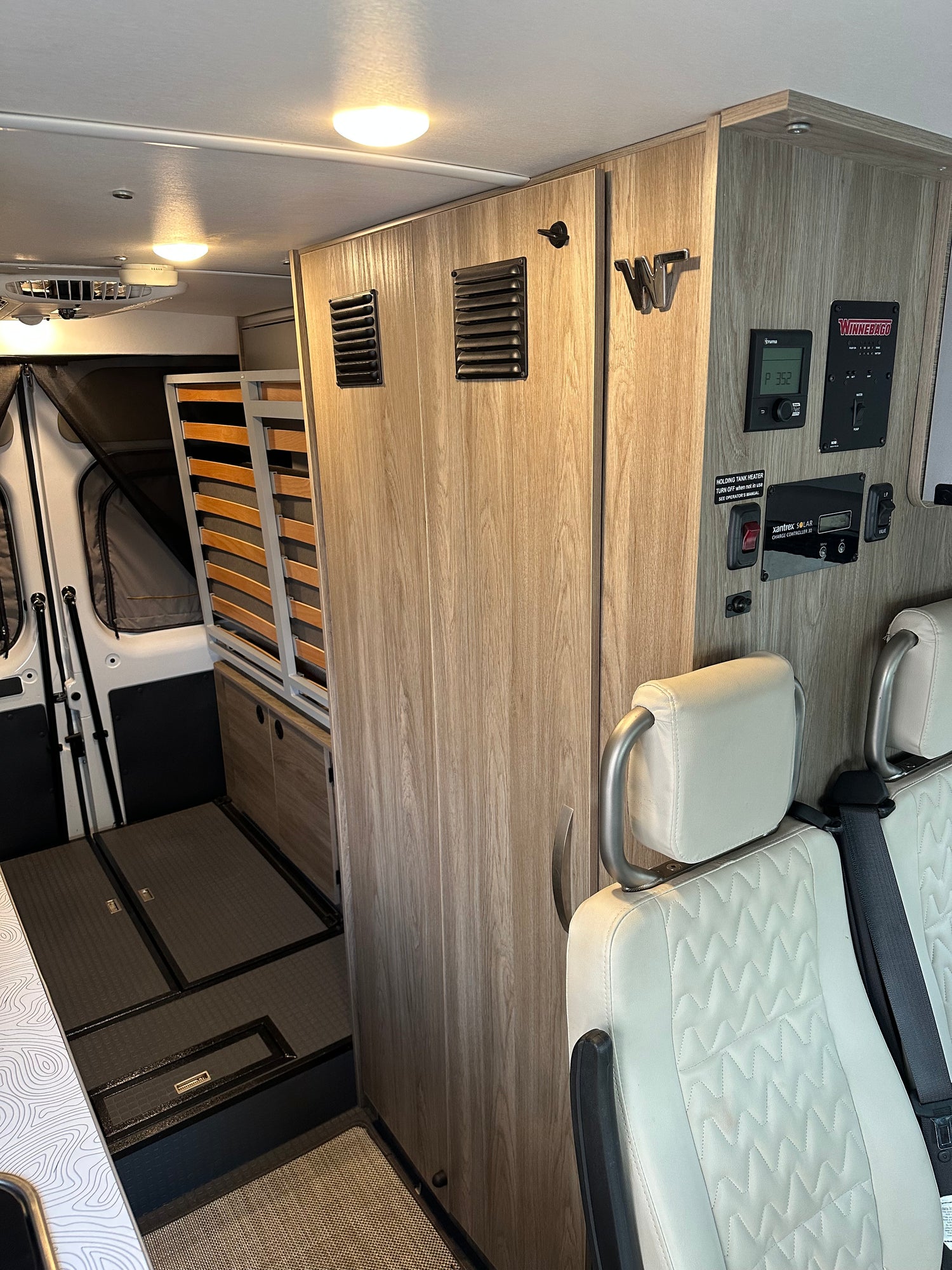 2024 Winnebago Solis - Preowned
