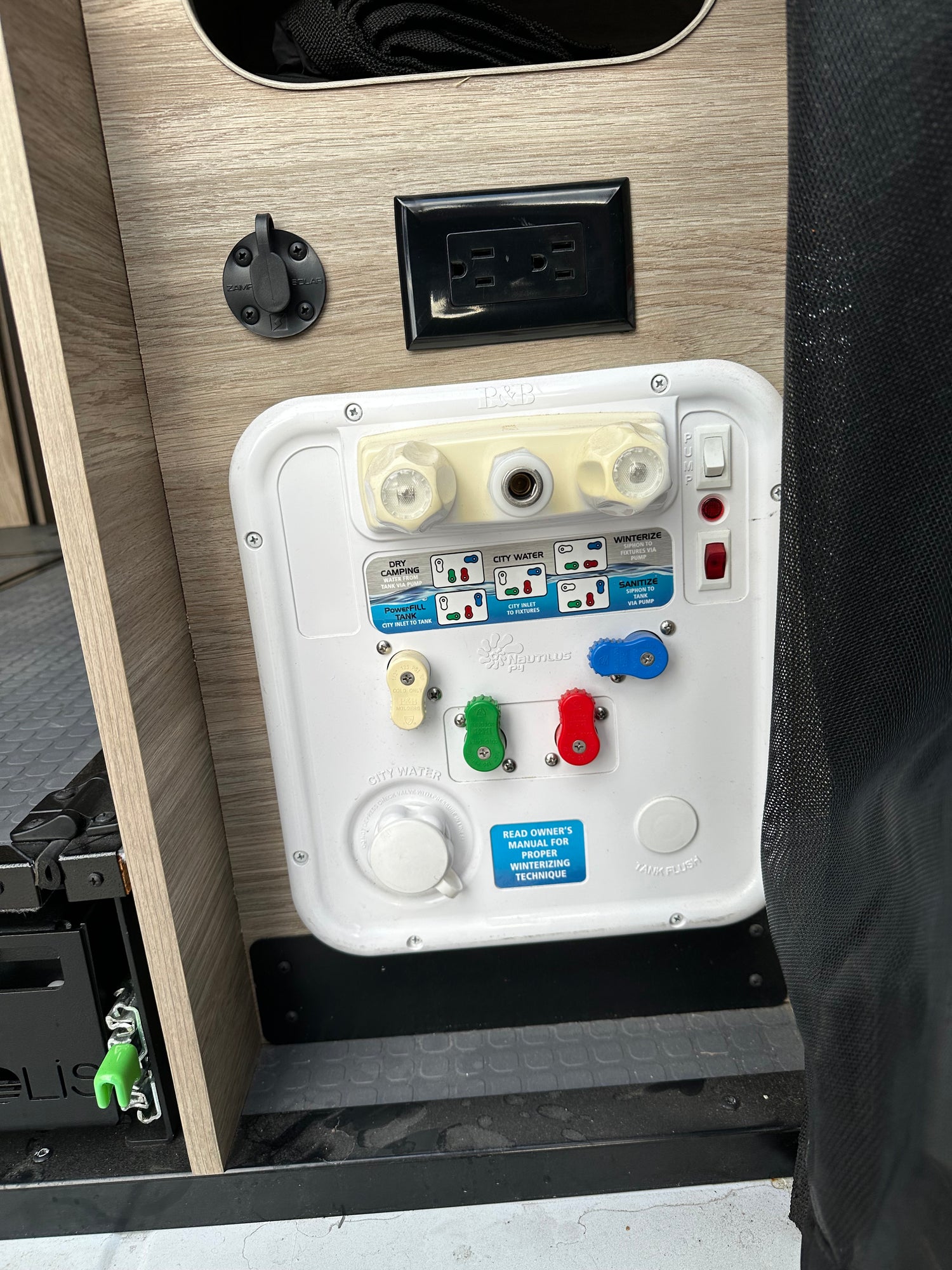 2024 Winnebago Solis - Preowned