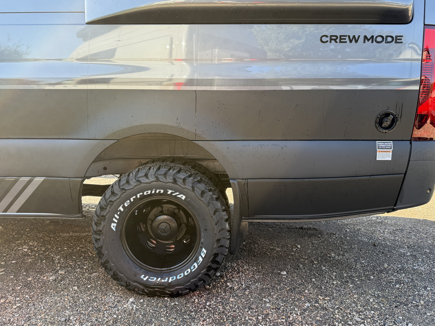 2025 Storyteller Overland Crew Mode 170