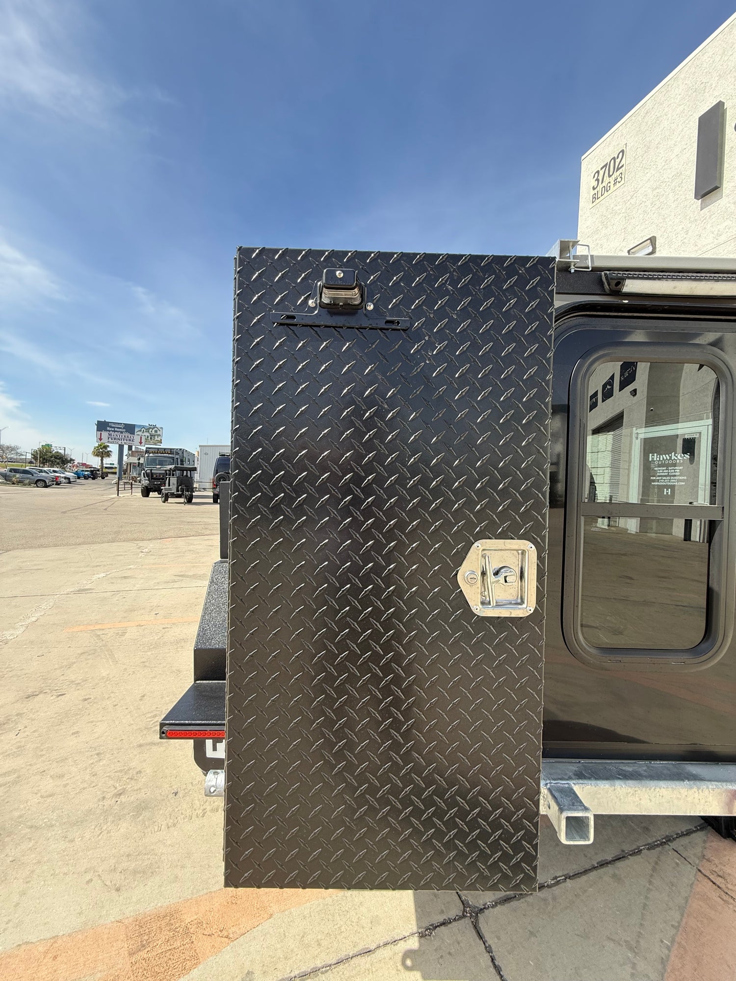 SALE PENDING! 2026 Pike 1902