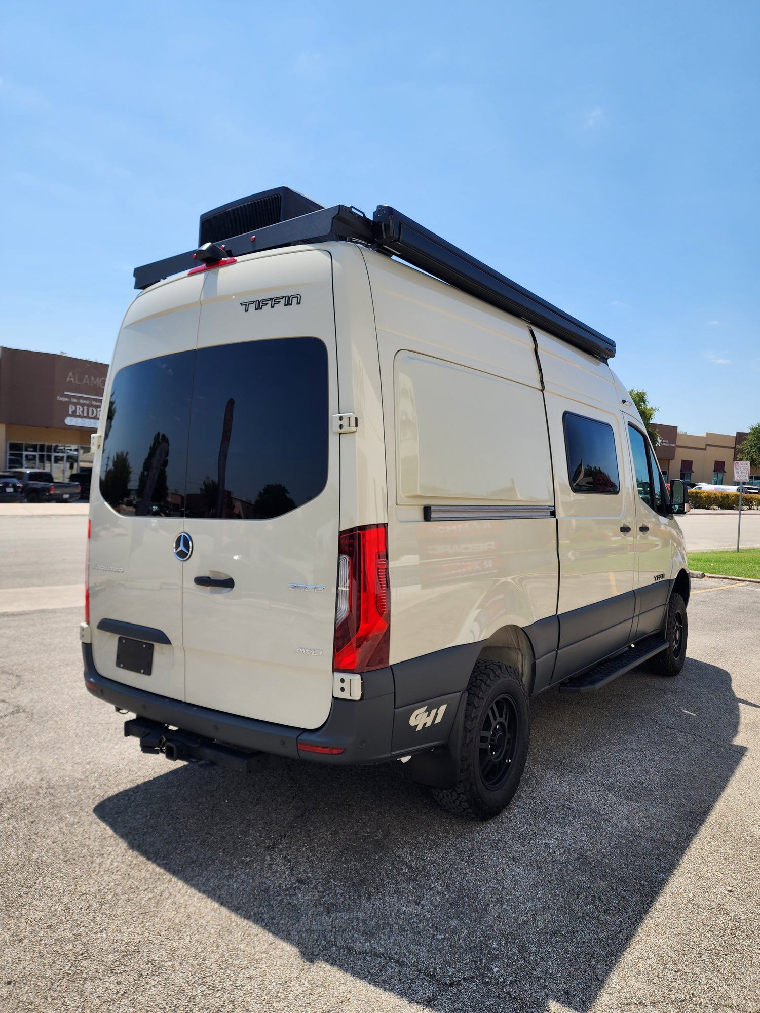 SOLD! 2025 Tiffin GH1