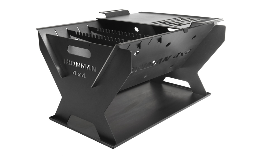 Brasero portátil Ironman 4x4 con kit de asador