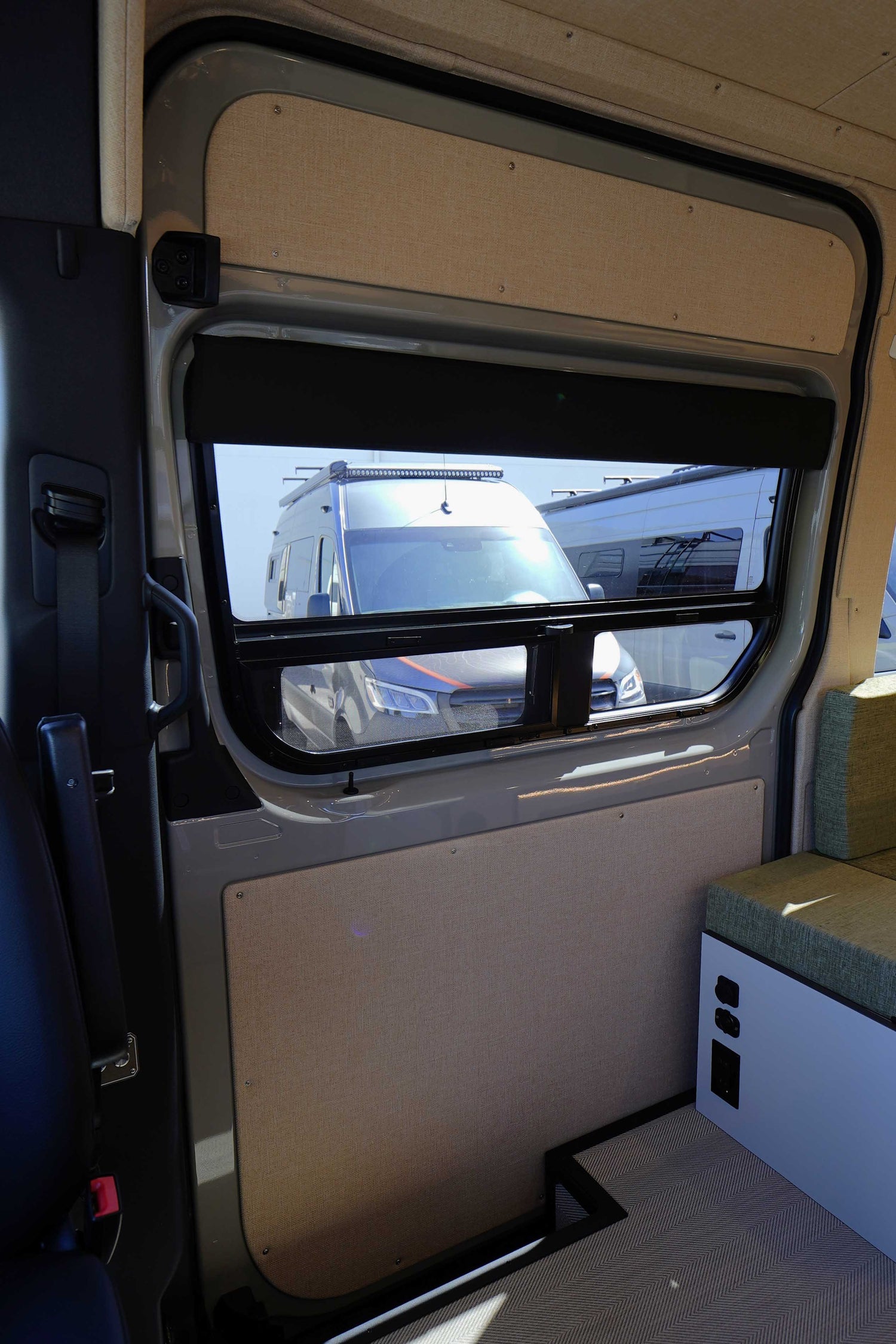 2025 Outside Van Parks Ranger