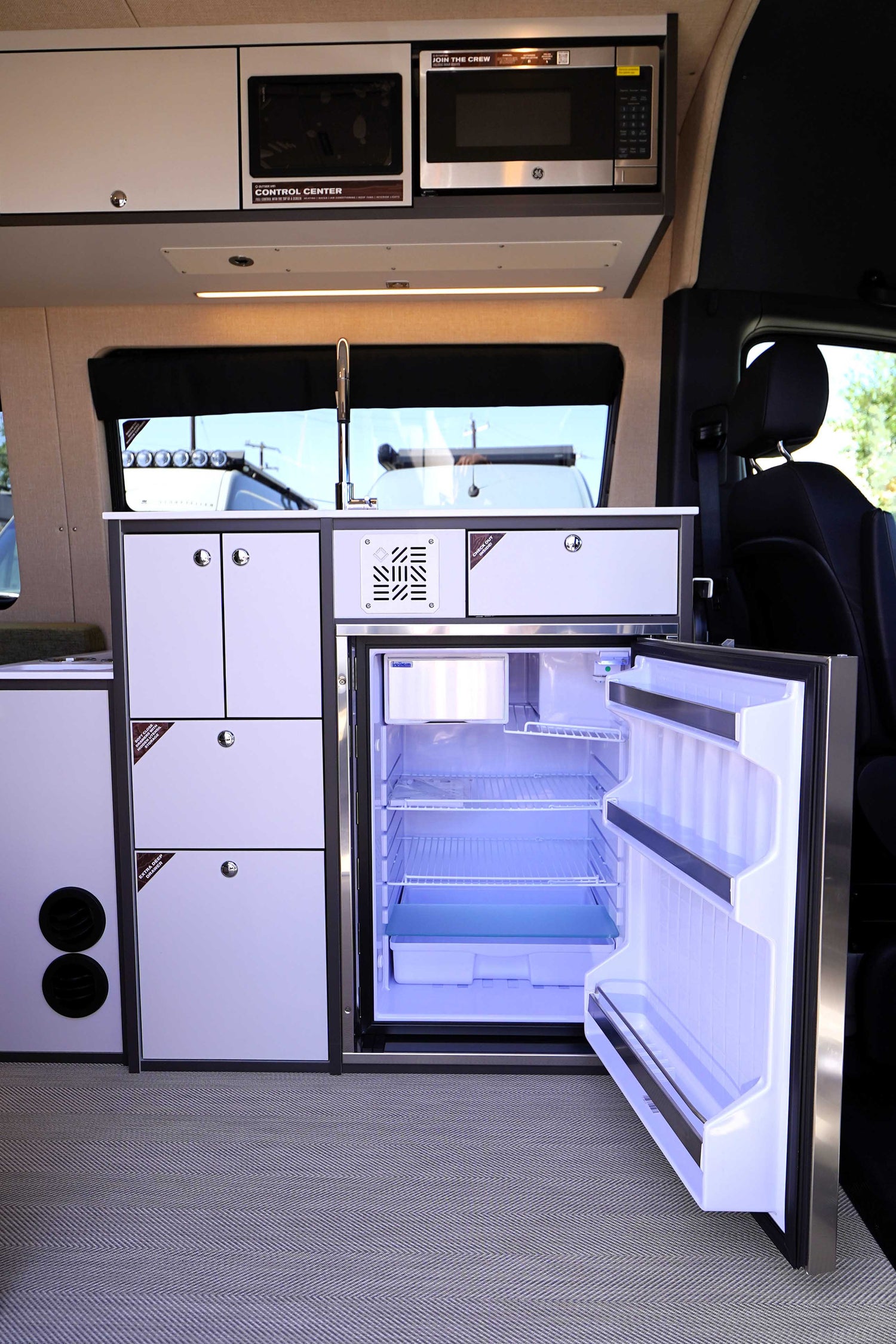 2025 Outside Van Parks Ranger