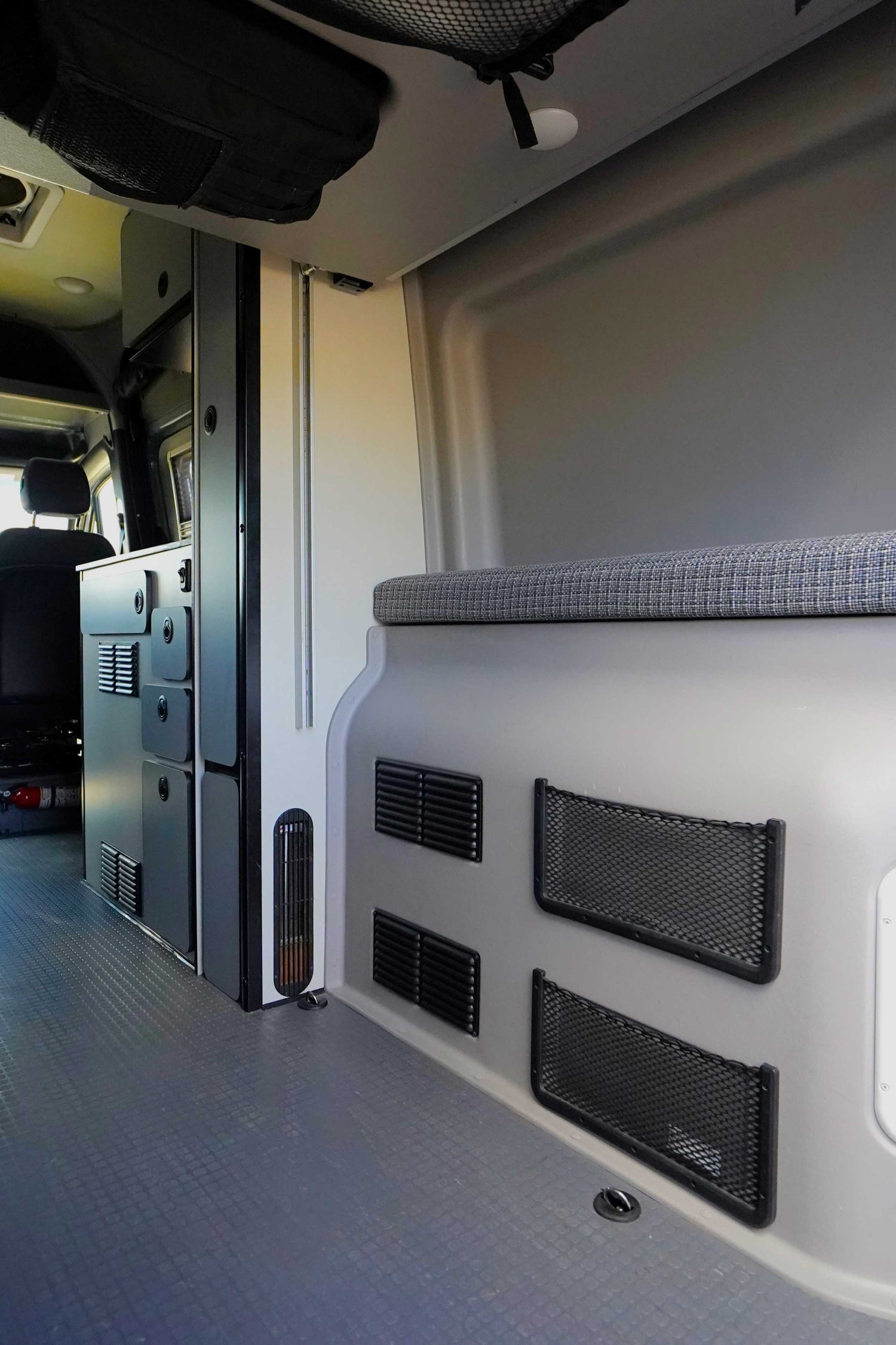 NEW ARRIVAL!! 2022 Winnebago Revel - Preowned