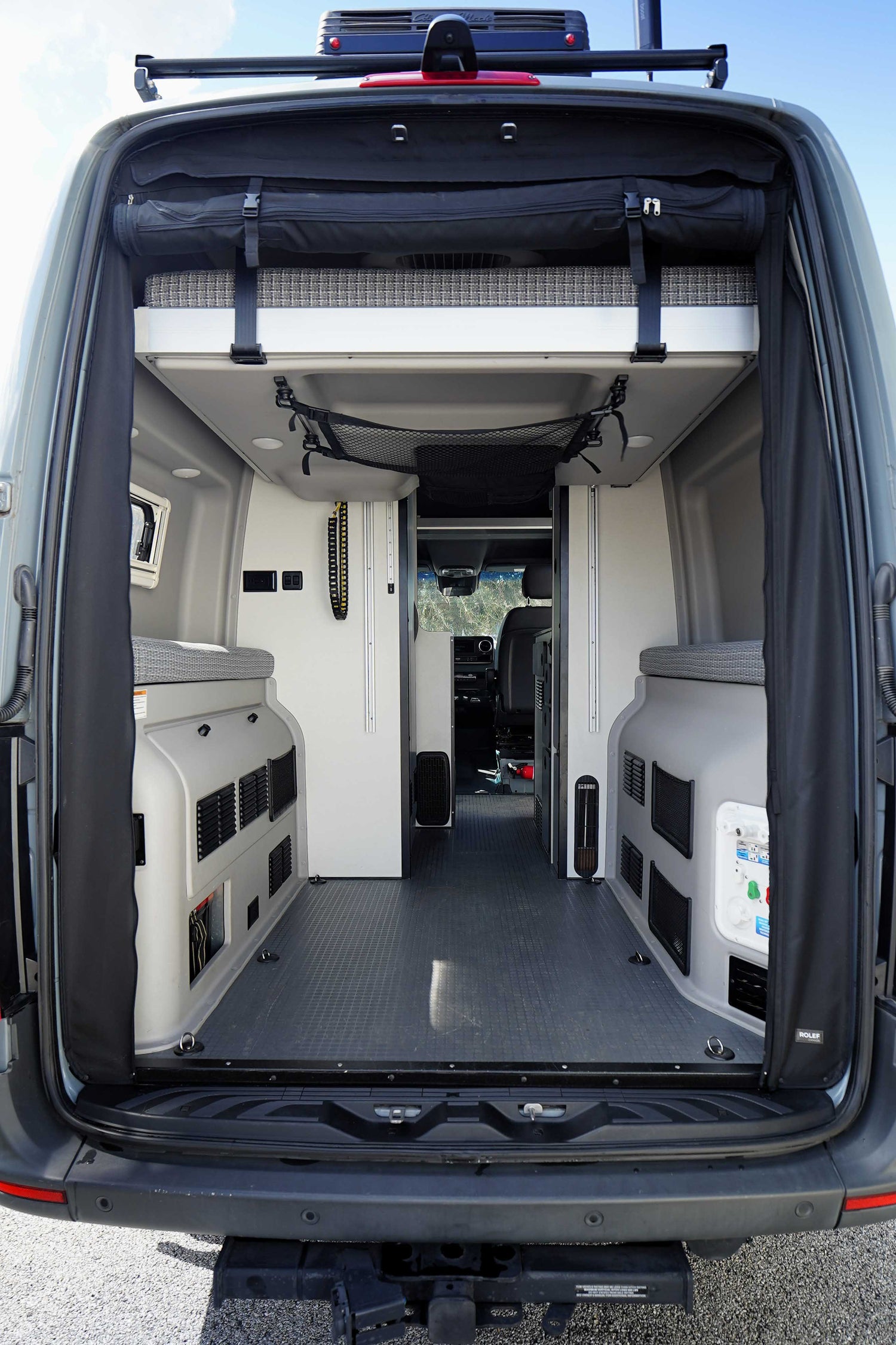 NEW ARRIVAL!! 2022 Winnebago Revel - Preowned