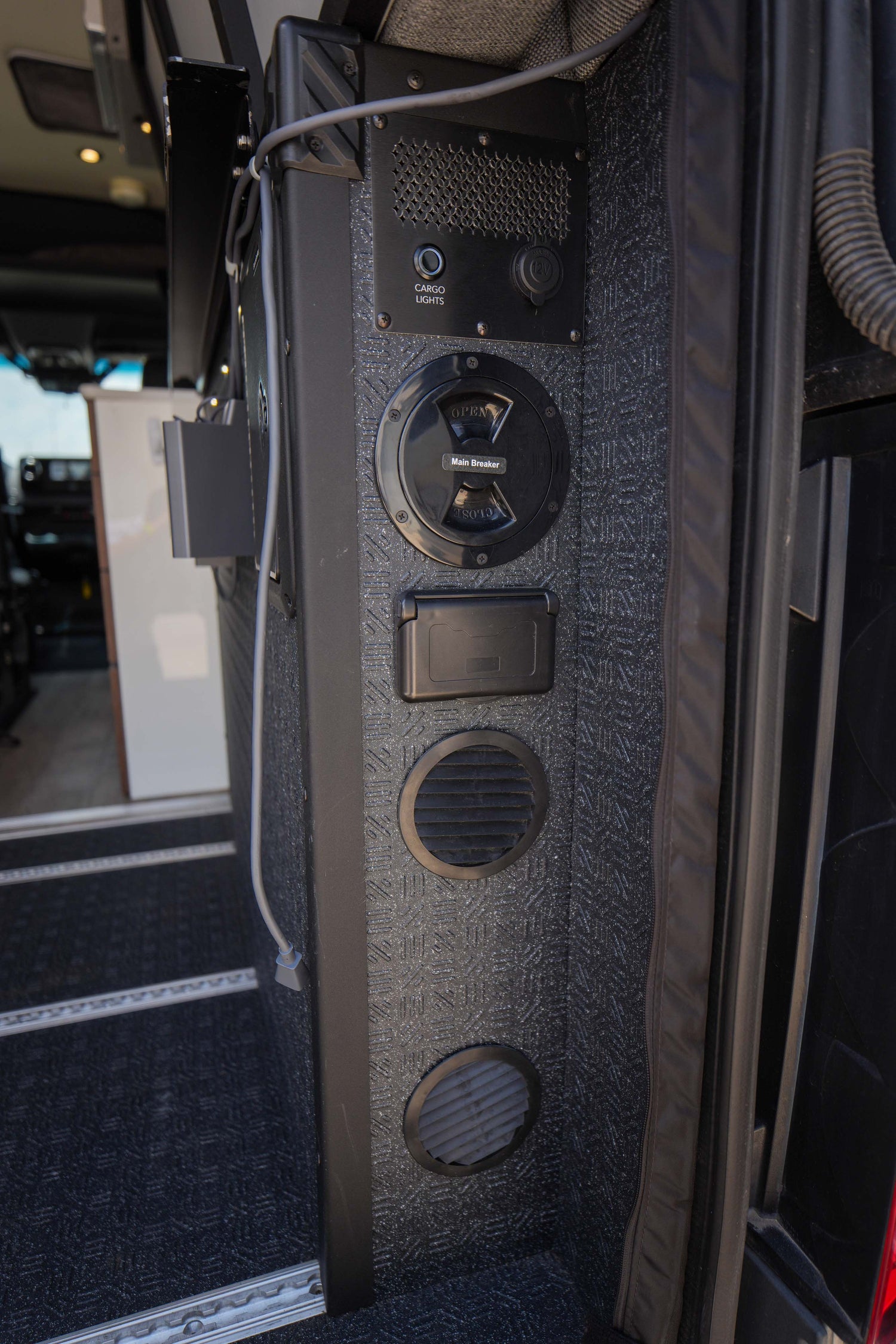 2023 Storyteller Overland Stealth Mode 4x4 - Preowned