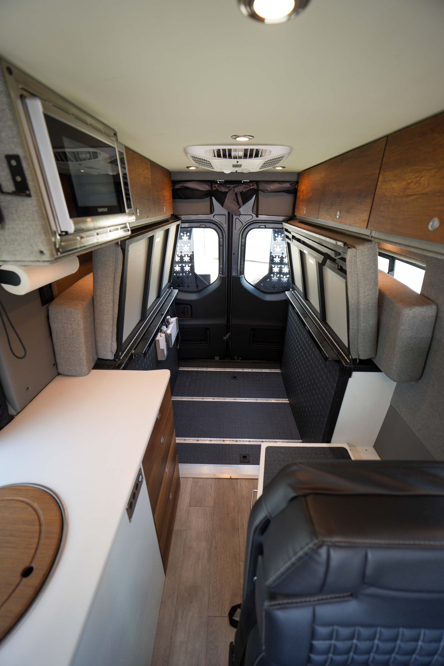 2023 Storyteller Overland Stealth Mode 4x4 - Preowned
