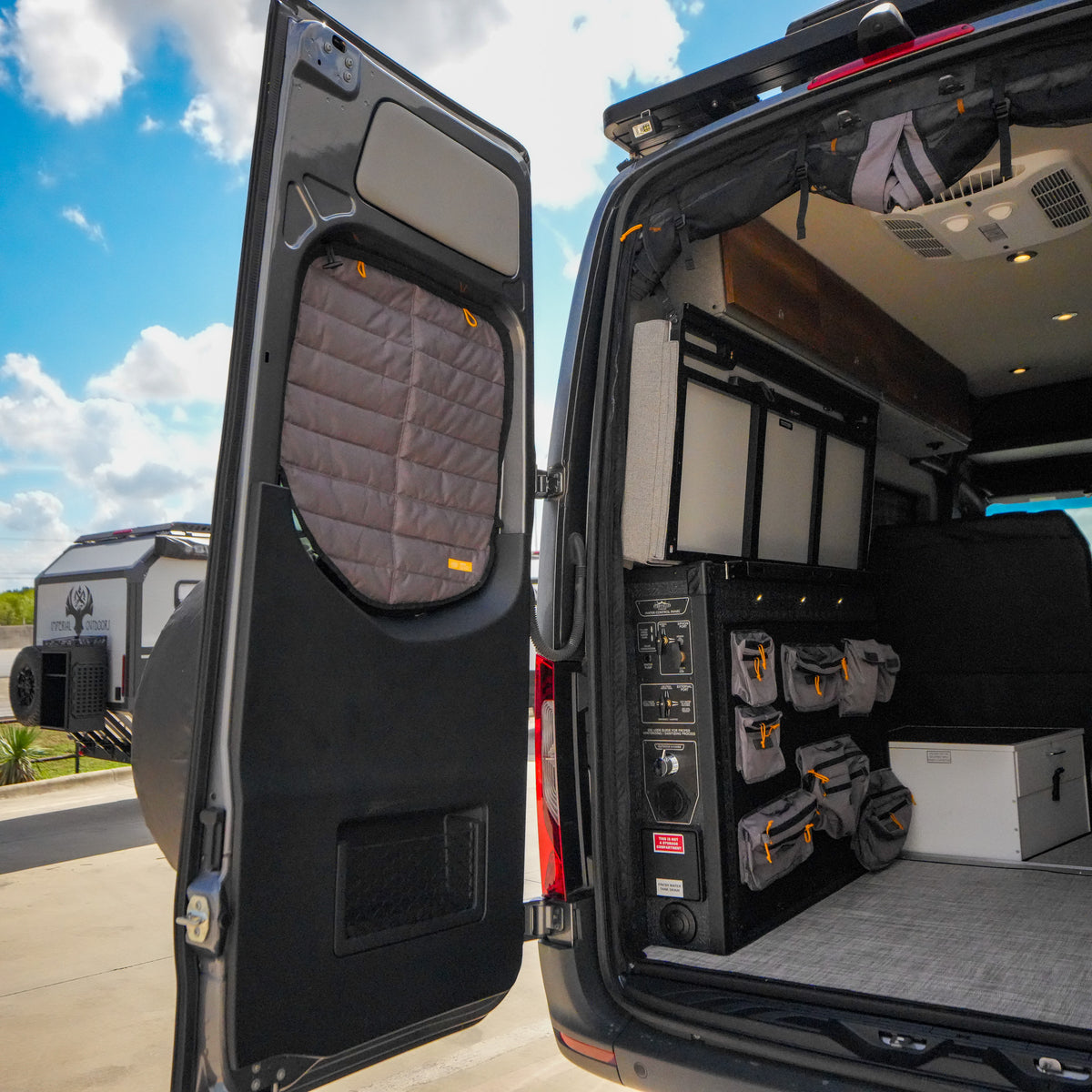 2024 Storyteller Overland Beast Mode - Preowned