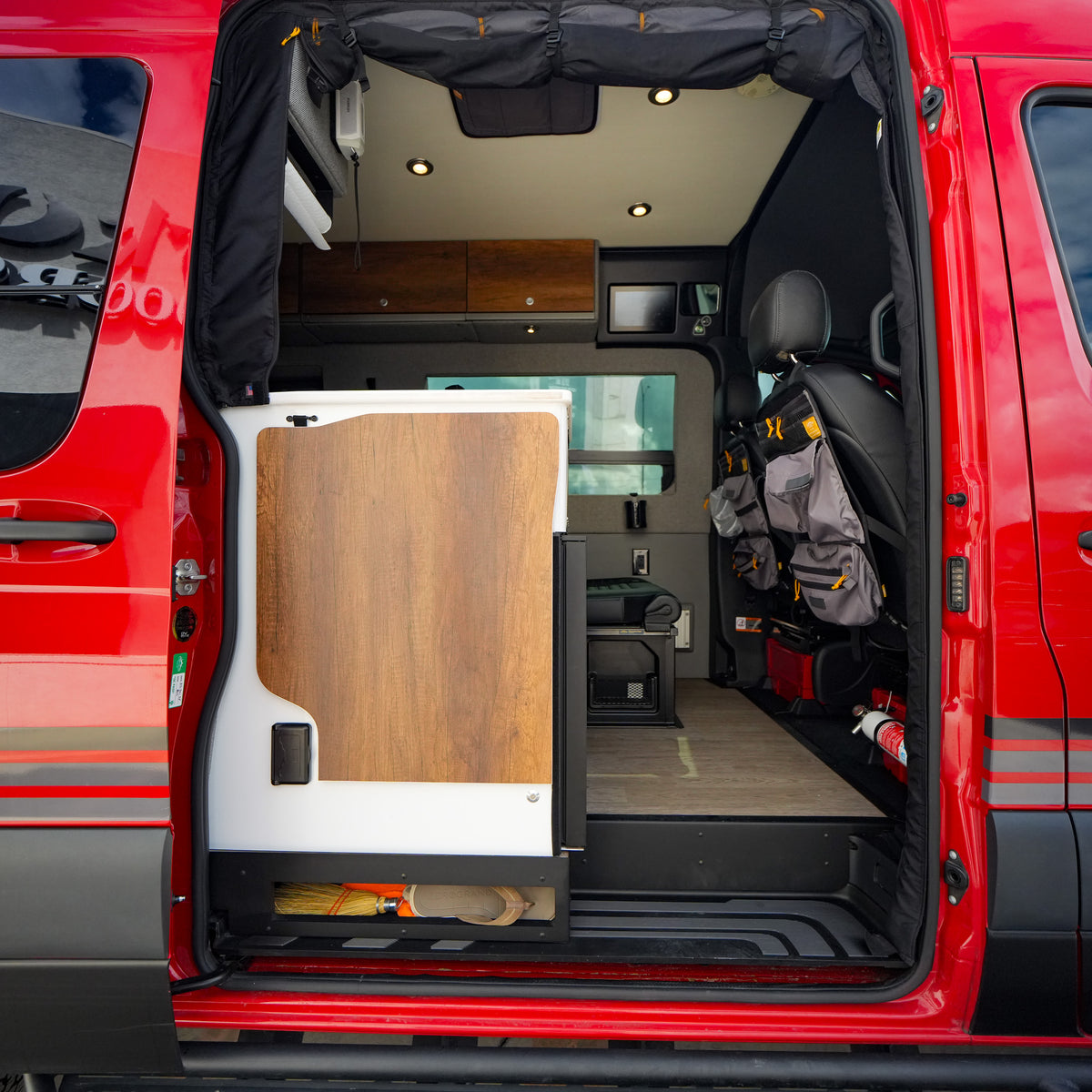 2024 Storyteller Overland Beast Mode Van Diesel - Preowned