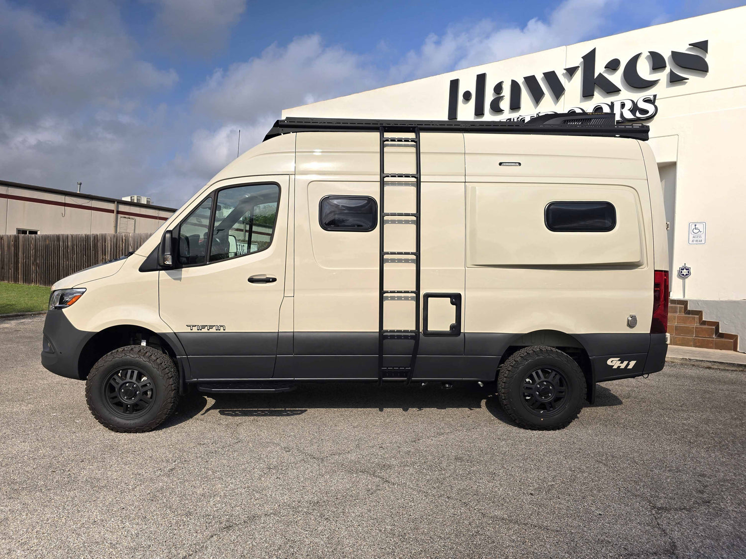 2026 Tiffin GH1 Adventure Bar Starlink Mini Pro
