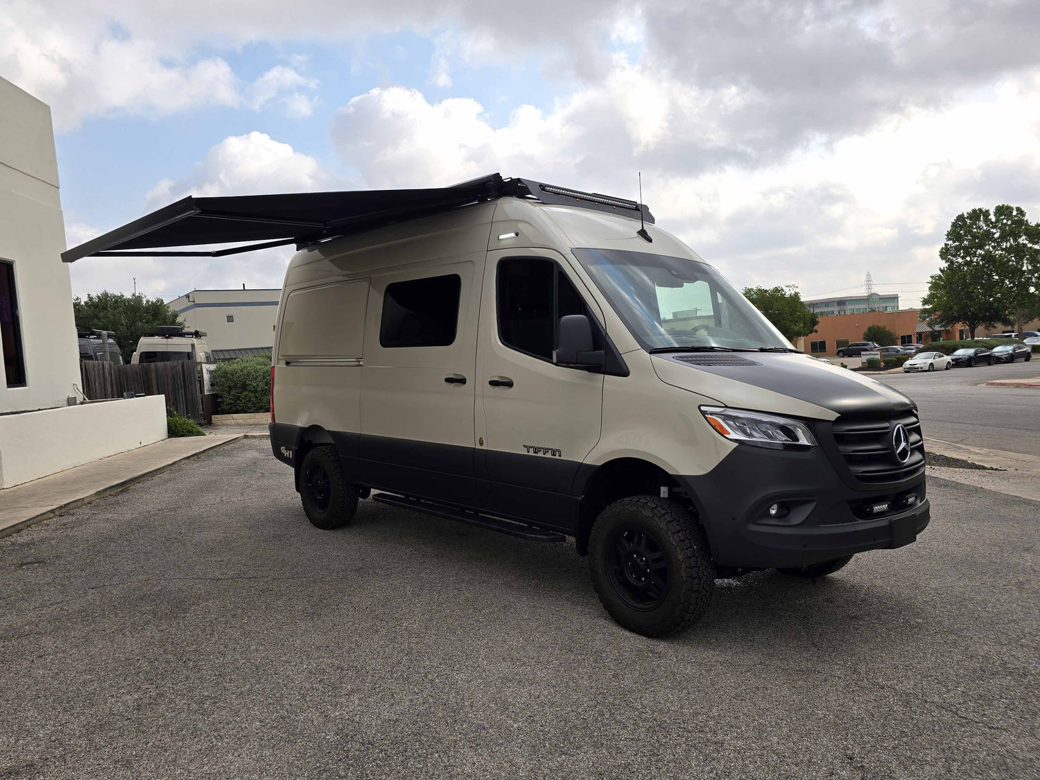 2026 Tiffin GH1 Adventure Bar Starlink Mini Pro