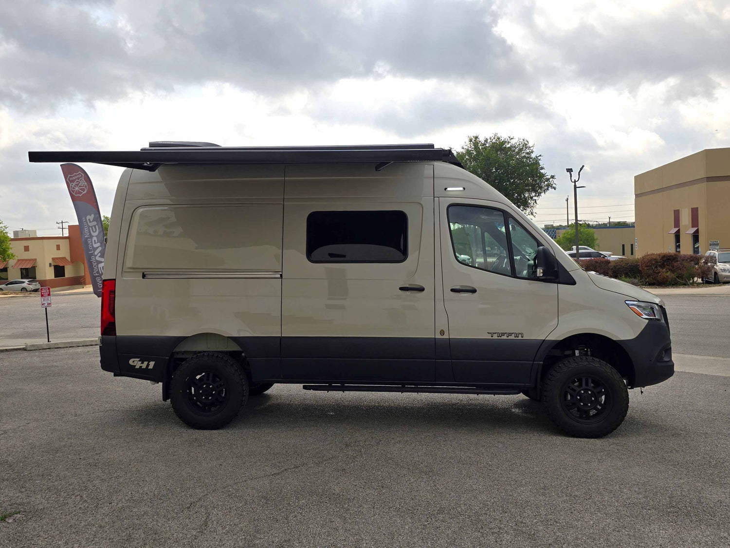 2026 Tiffin GH1 Adventure Bar Starlink Mini Pro