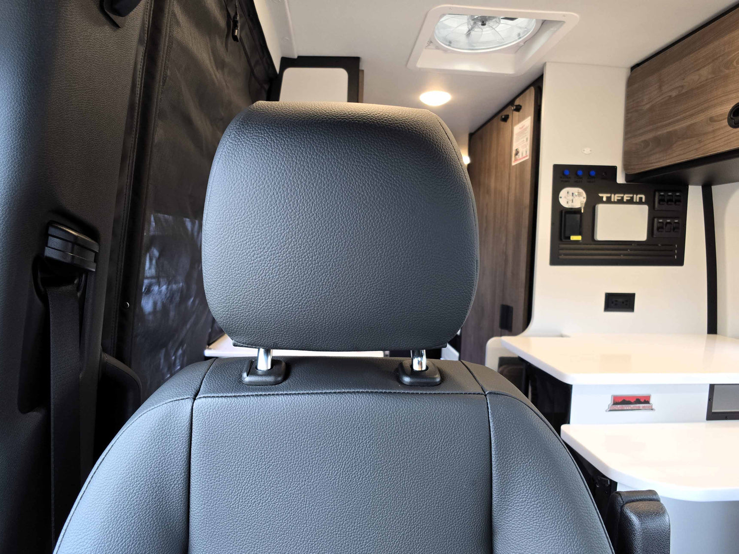 2026 Tiffin GH1 Adventure Bar Starlink Mini Pro