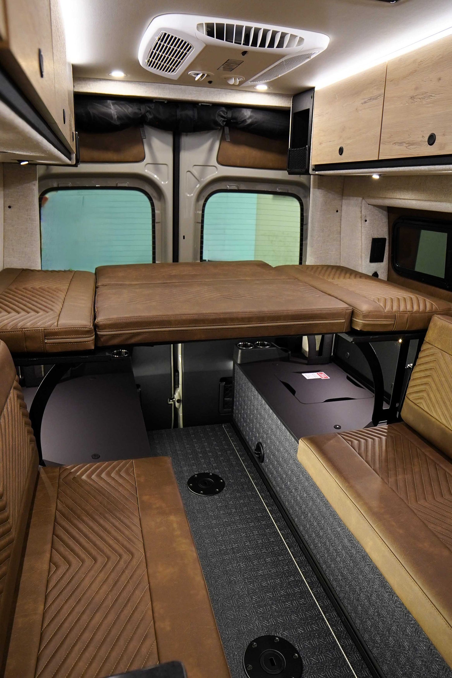 DEAL PENDING! 2025 Storyteller Overland Crew Mode 170