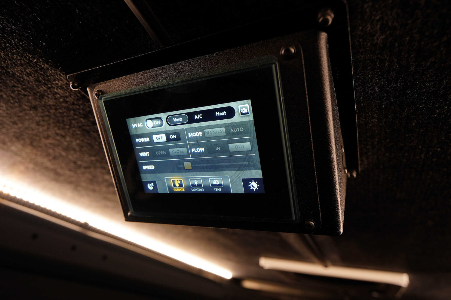 DEAL PENDING! 2025 Storyteller Overland Crew Mode 170