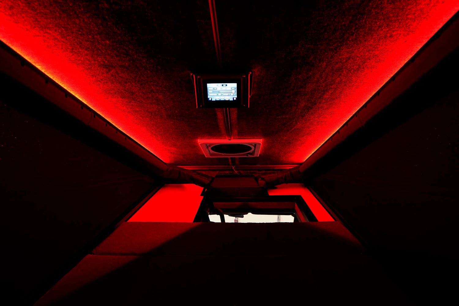 DEAL PENDING! 2025 Storyteller Overland Crew Mode 170