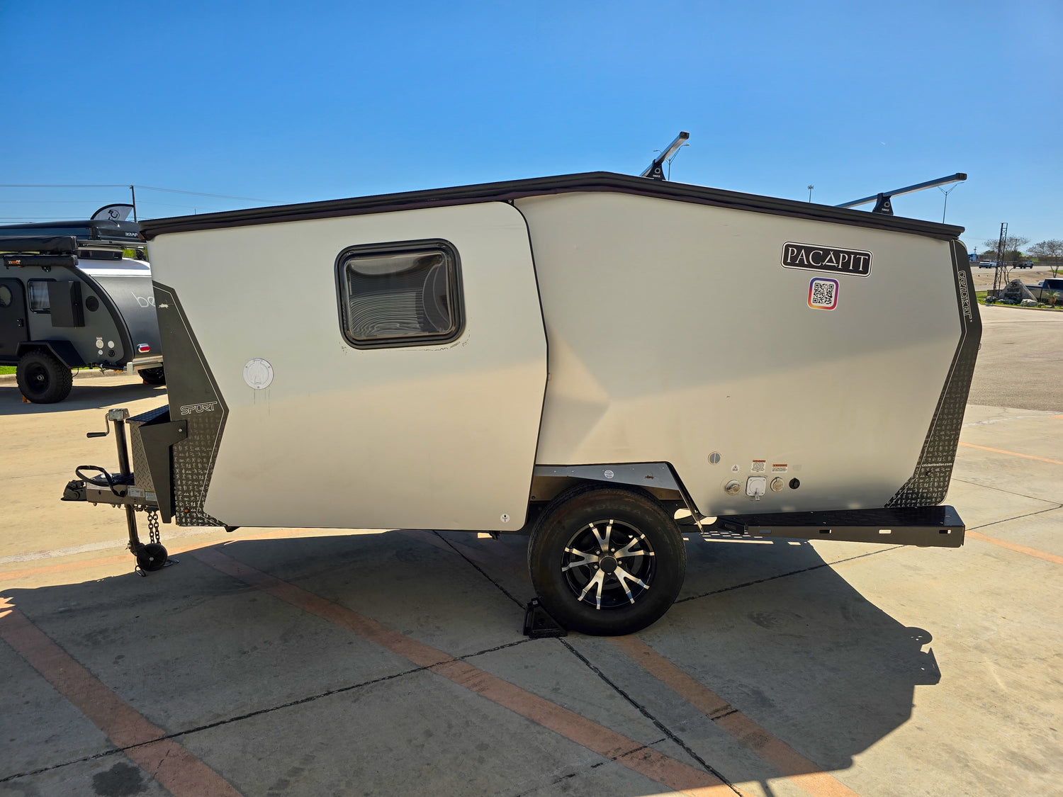2015 TAXA CRICKET SPORT - Preowned