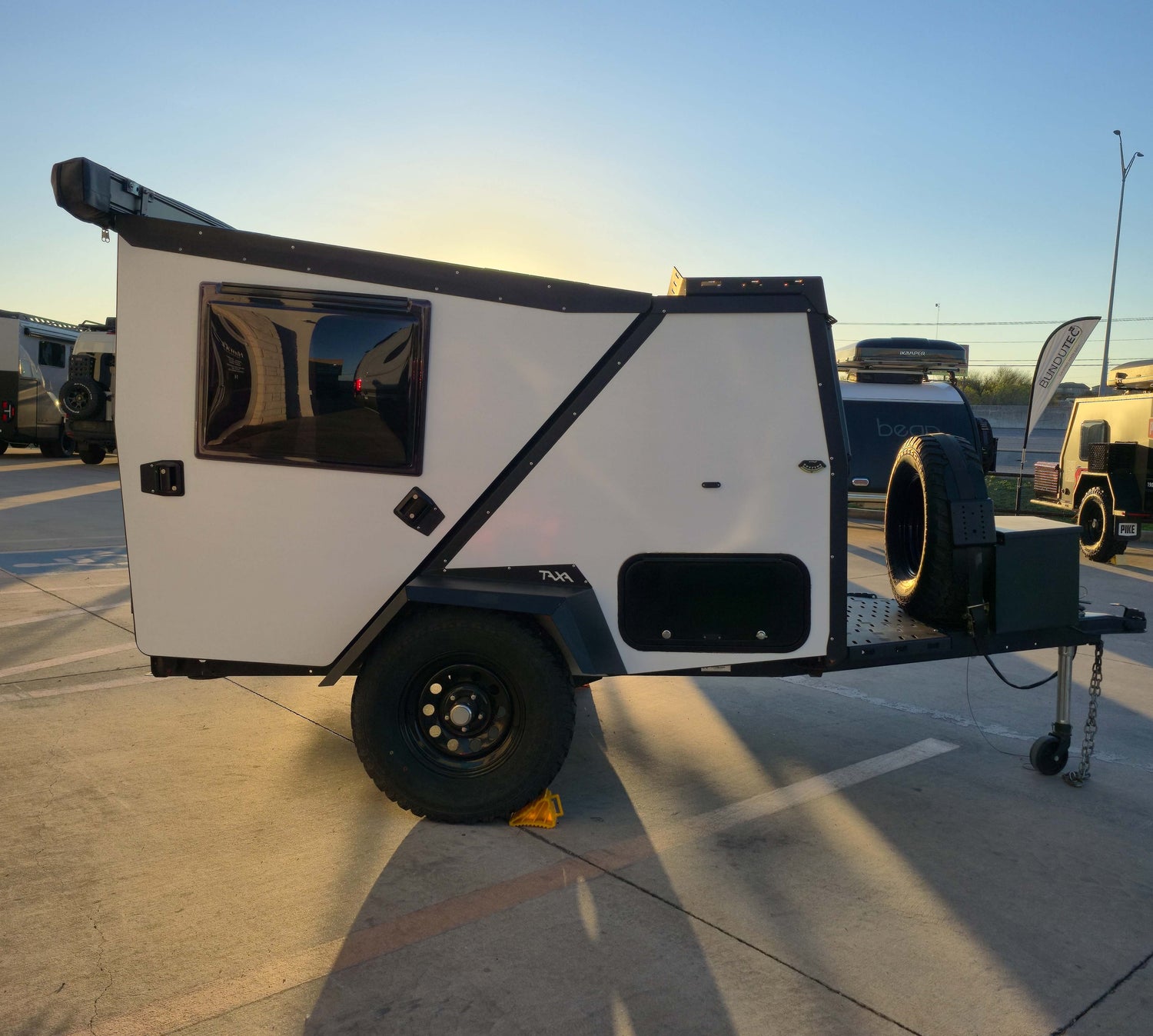 2021 TAXA TIGER MOTH - Preowned