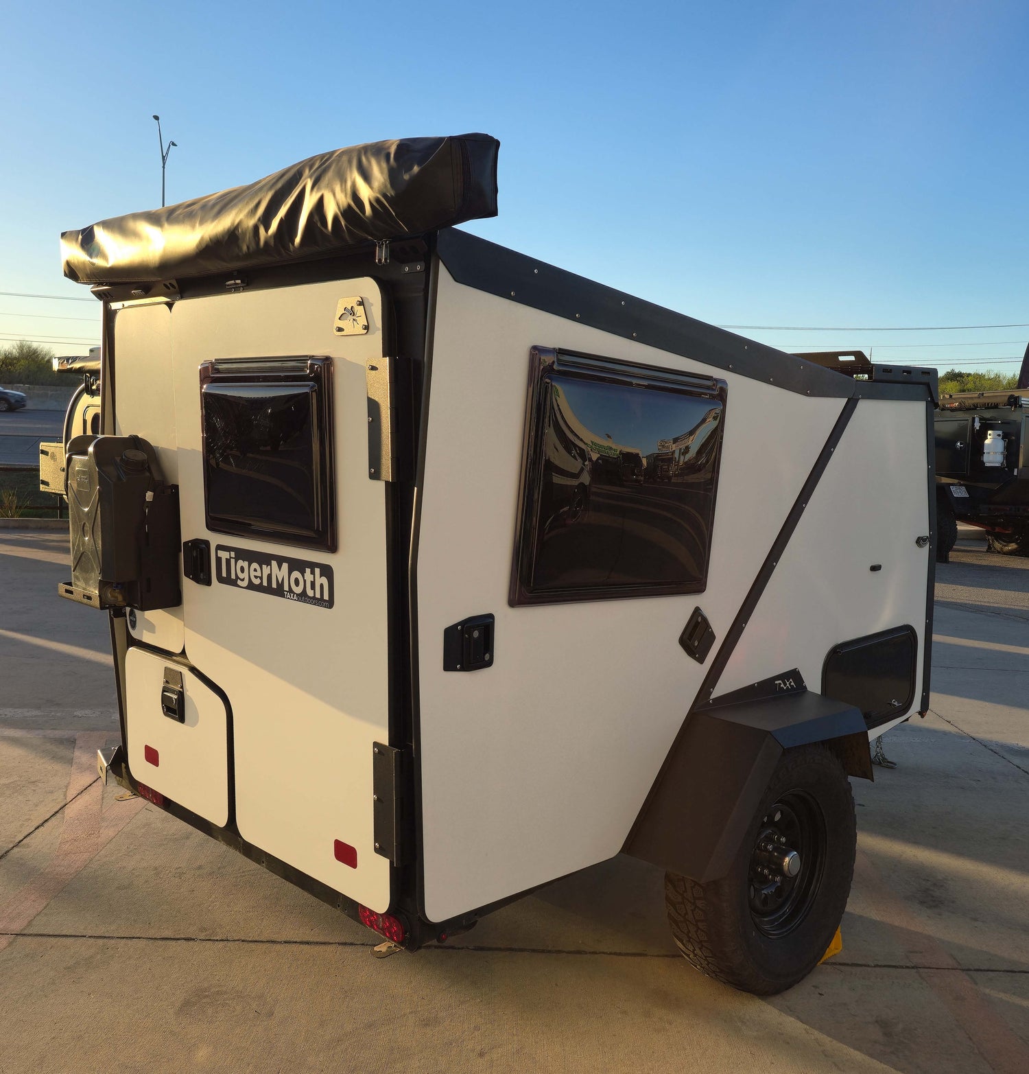 2021 TAXA TIGER MOTH - Preowned