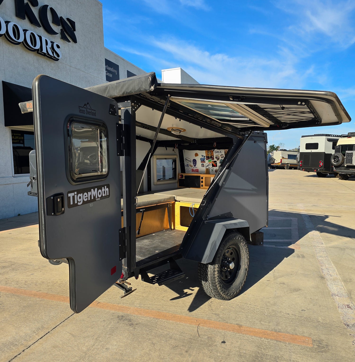 2019 TAXA TIGER MOTH - Preowned