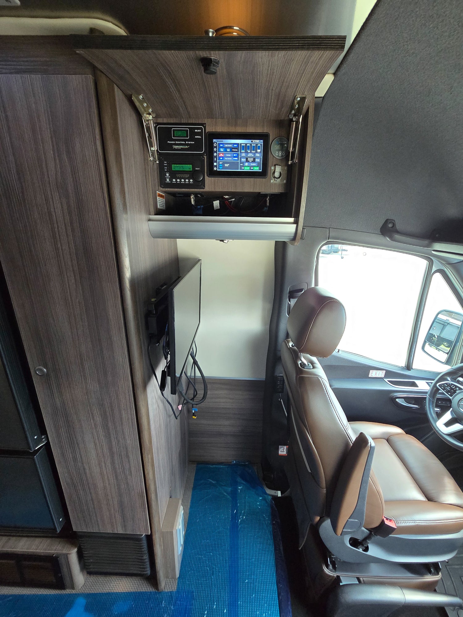 DEAL PENDING! 2021 Airstream Interstate M-24GT - Preowned