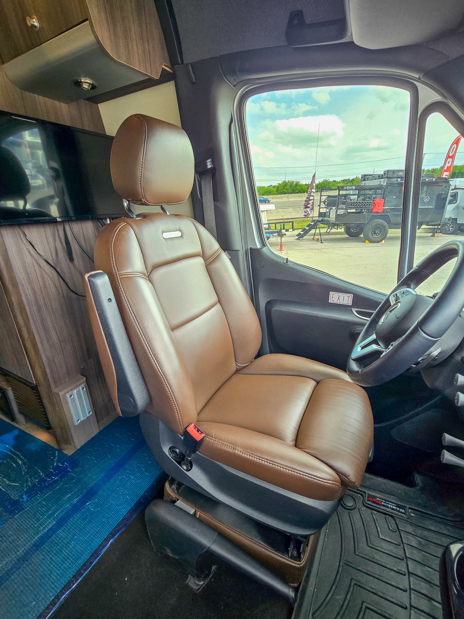 DEAL PENDING! 2021 Airstream Interstate M-24GT - Preowned