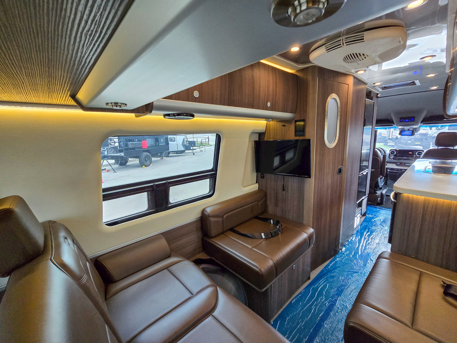 DEAL PENDING! 2021 Airstream Interstate M-24GT - Preowned