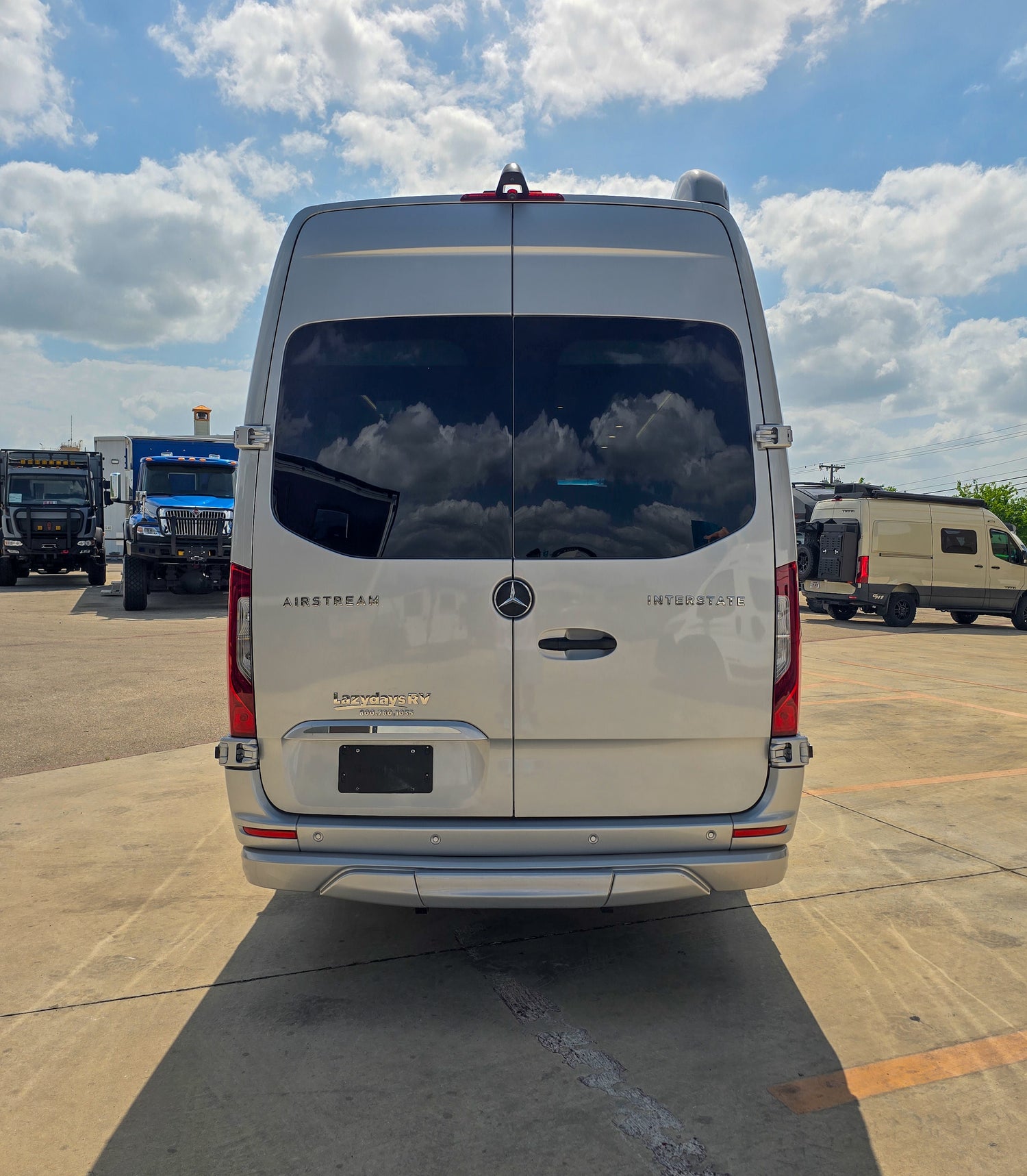 DEAL PENDING! 2021 Airstream Interstate M-24GT - Preowned