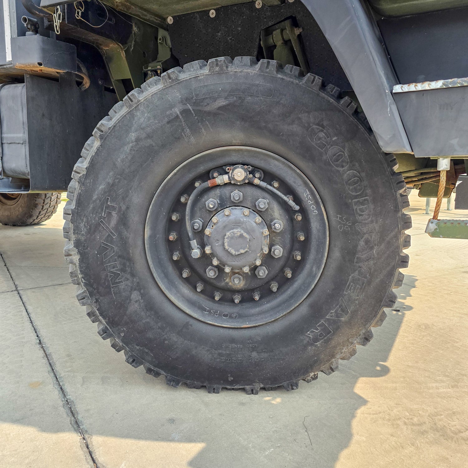 1994 STS M1078 LMTV - Preowned