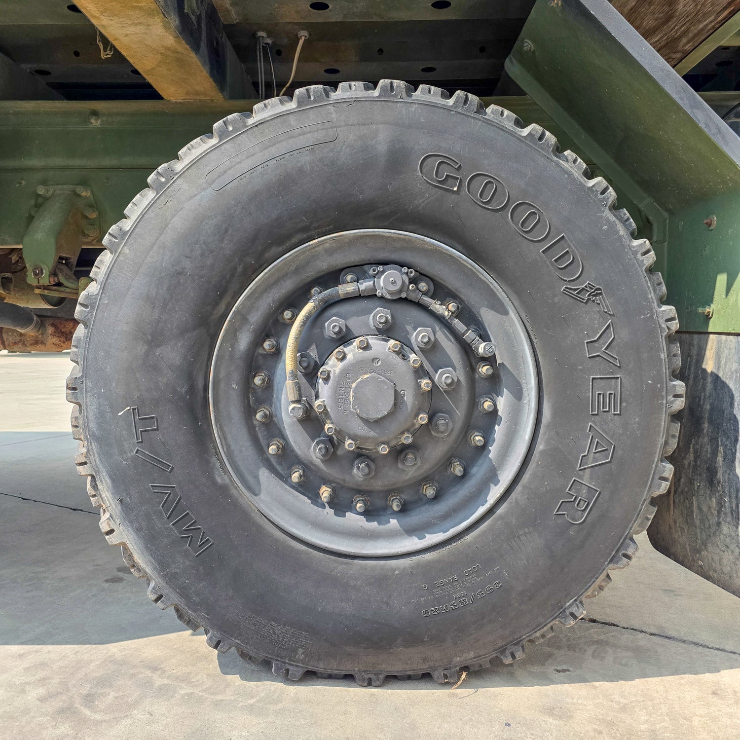 1994 STS M1078 LMTV - Preowned