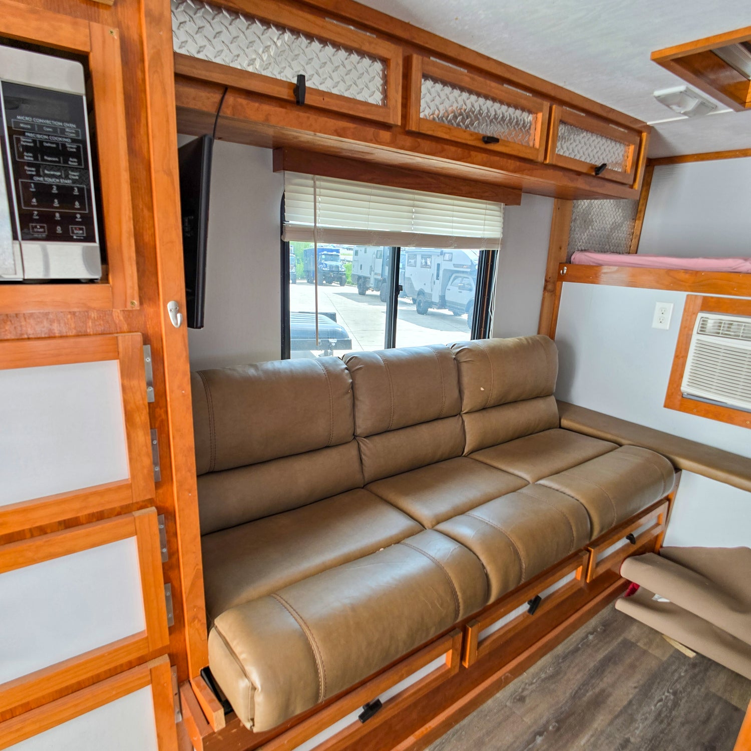 1994 STS M1078 LMTV - Preowned