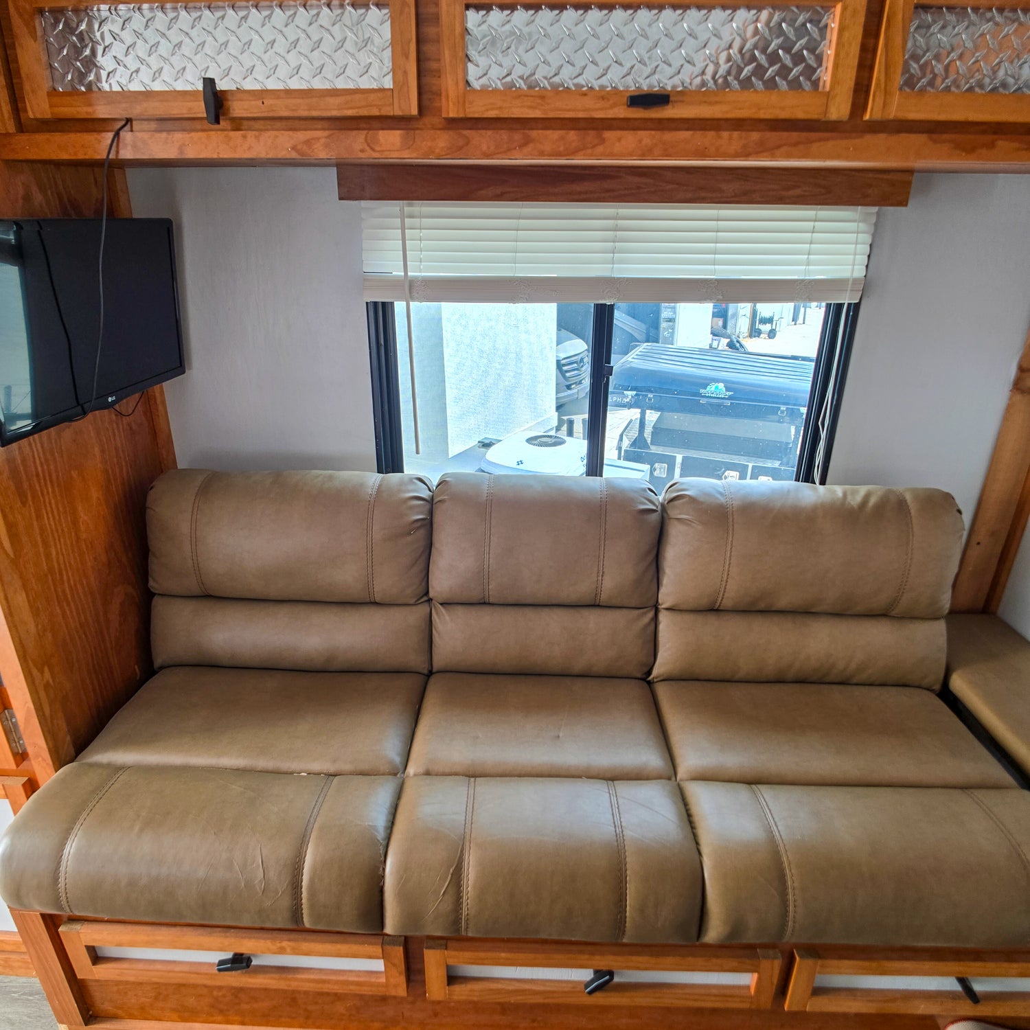 1994 STS M1078 LMTV - Preowned