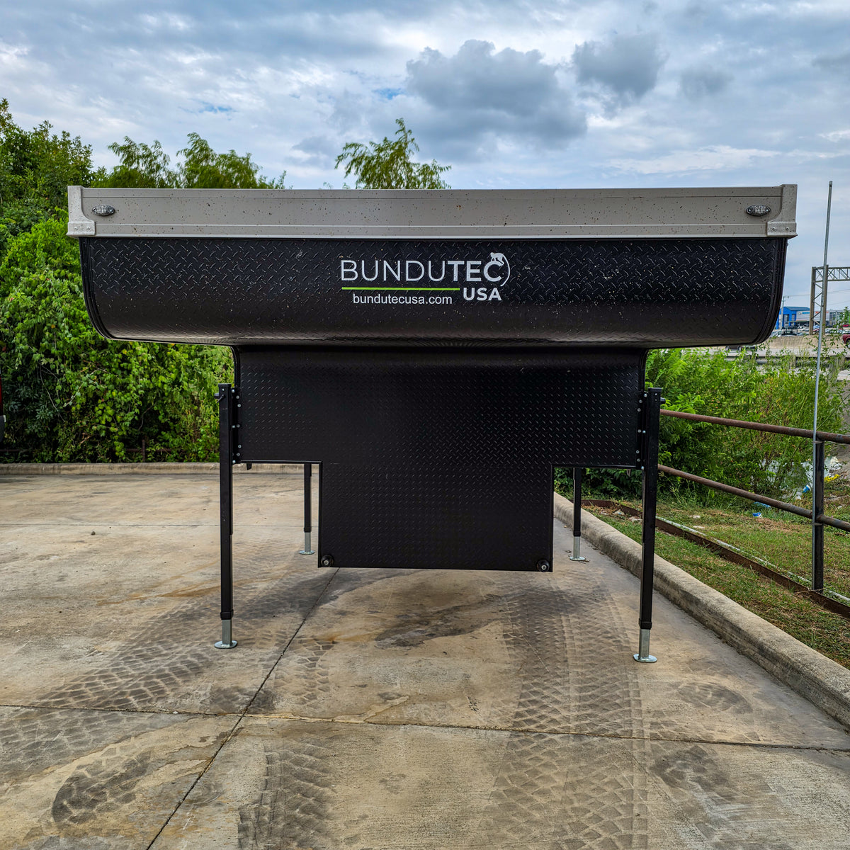 2026 BunduTec USA Sable - Truck Camper