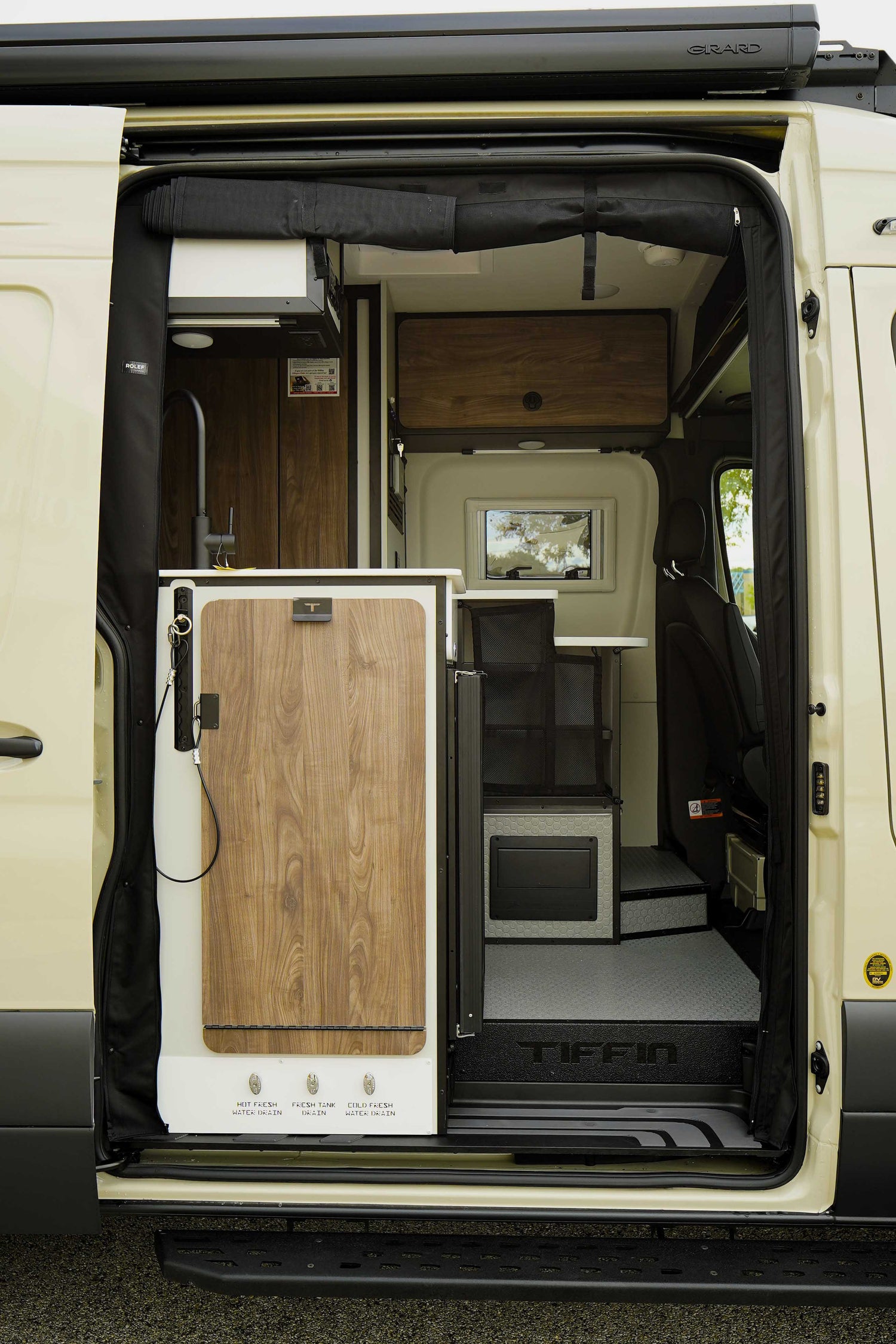 2026 Tiffin GH1 Adventure Bar Starlink Mini Pro, Upgraded Battery System, and Upgraded Audio