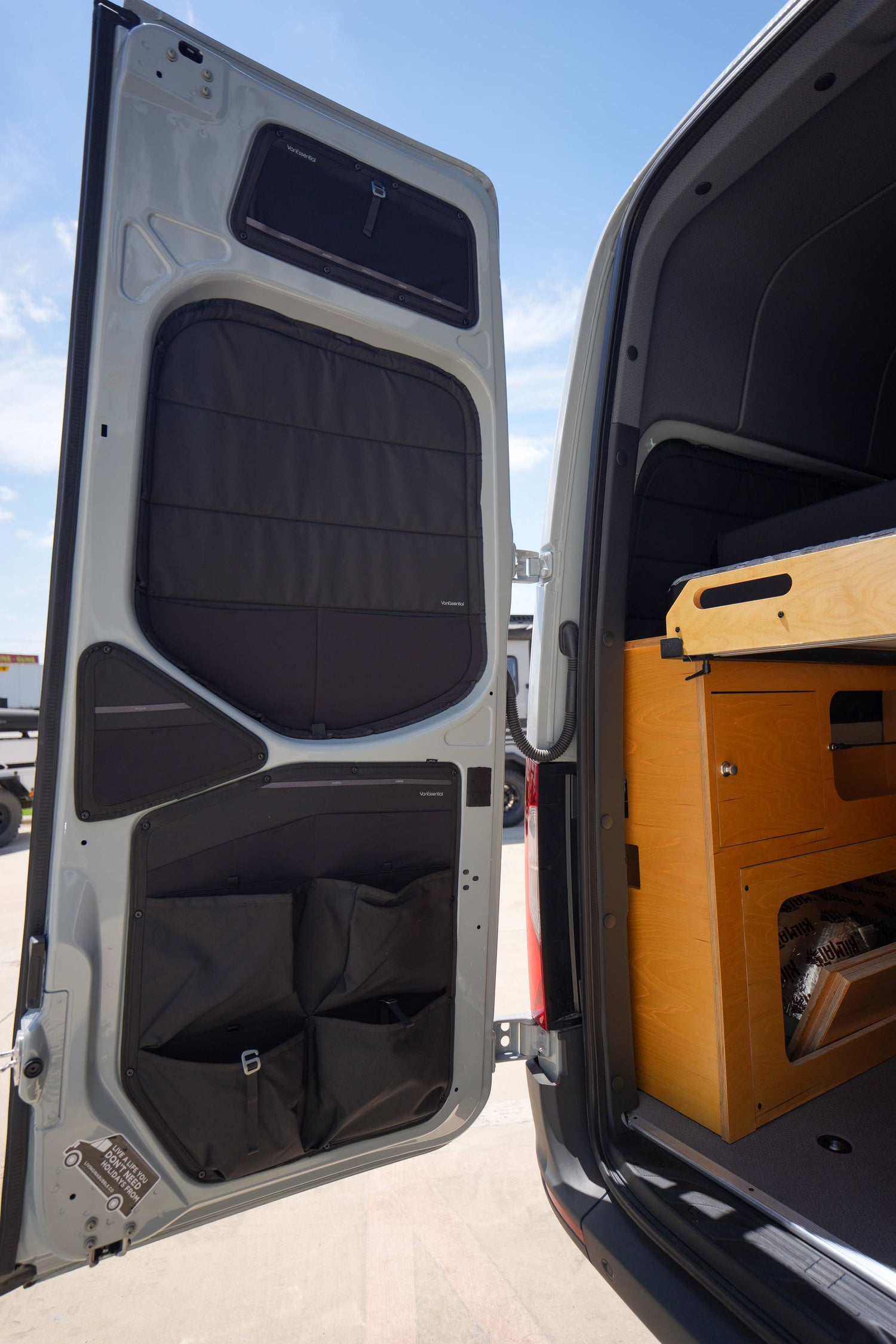 2025 Mercedes Sprinter 2500 - Preowned