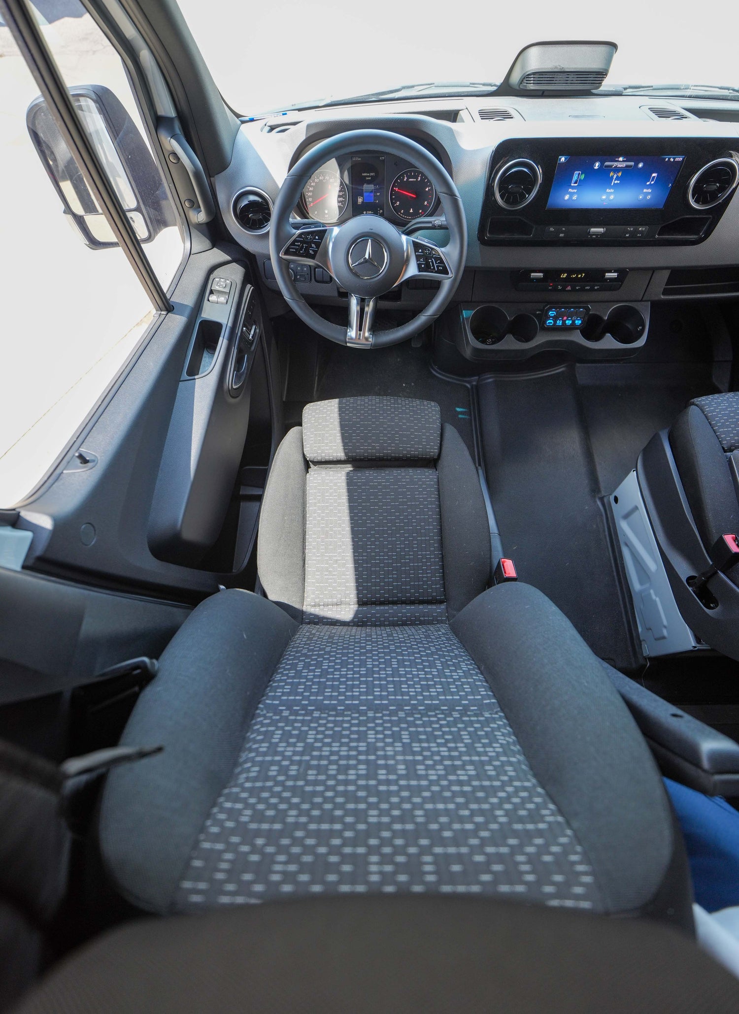 2025 Mercedes Sprinter 2500 - Preowned