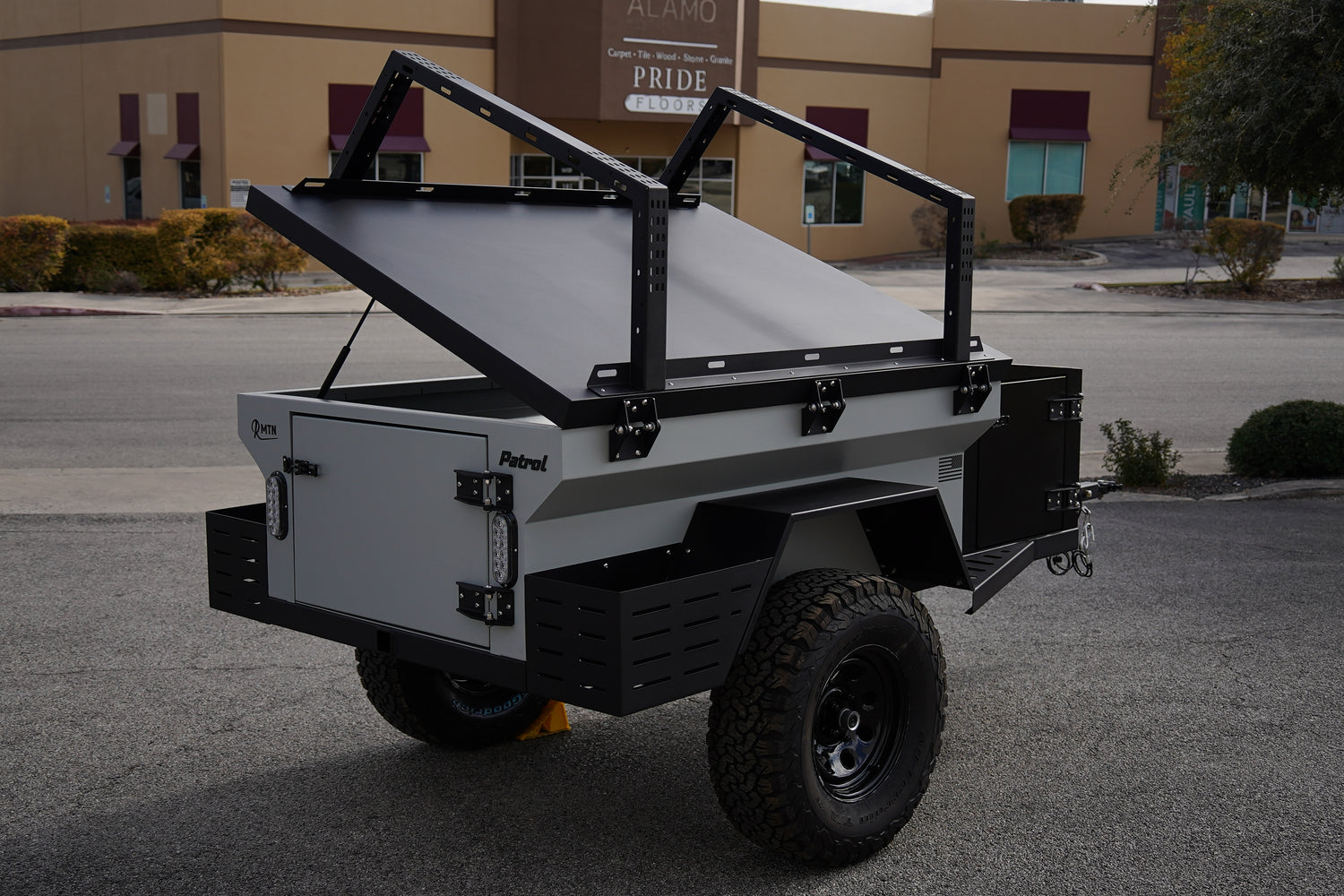 NEW ARRIVAL!!! 2025 Rustic Mountain Overland Patrol XCT