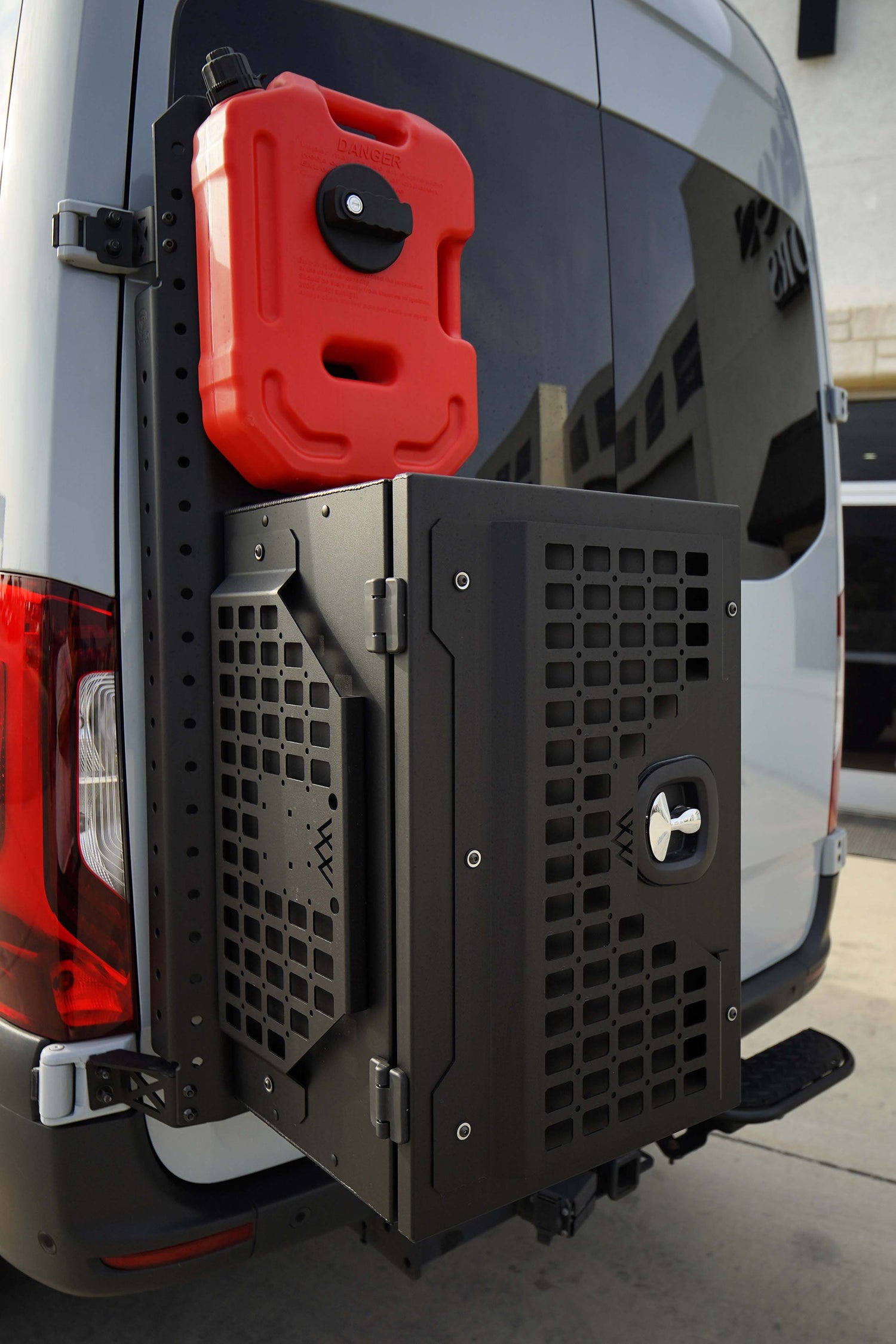 2021 Mercedes Adventure - Preowned