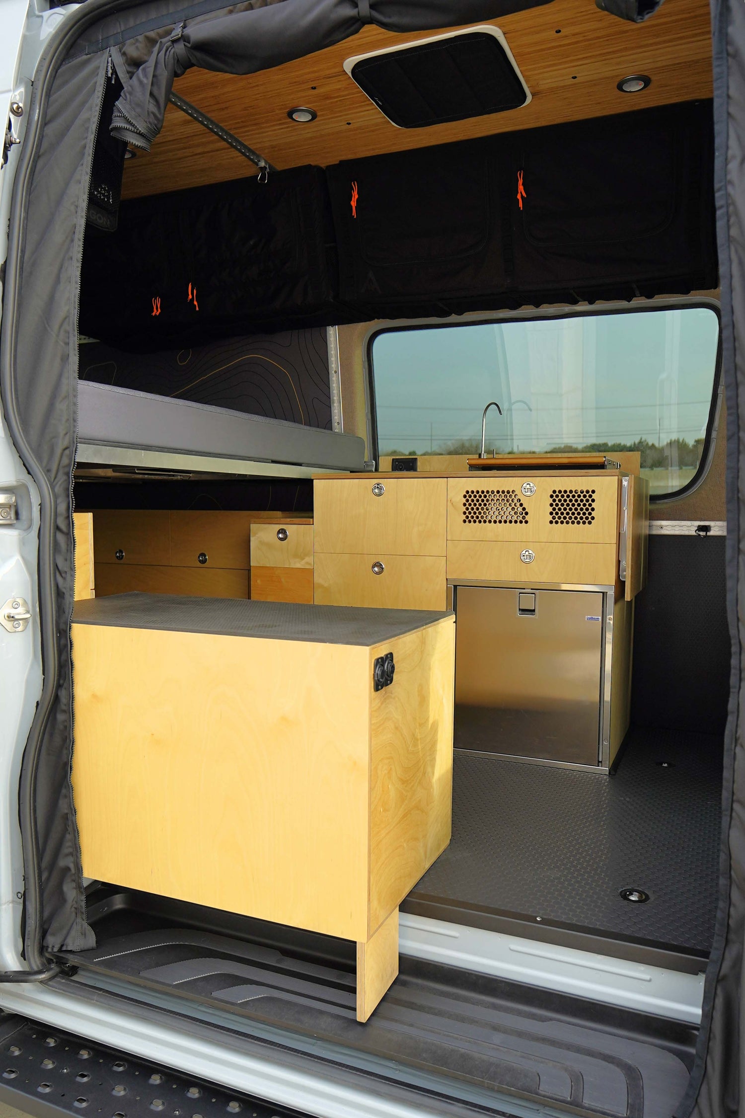 2021 Mercedes Adventure - Preowned