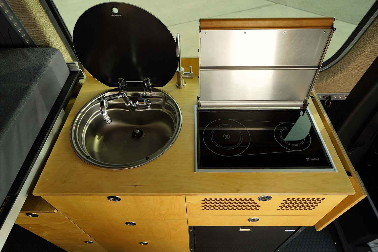 2021 Mercedes Adventure - Preowned