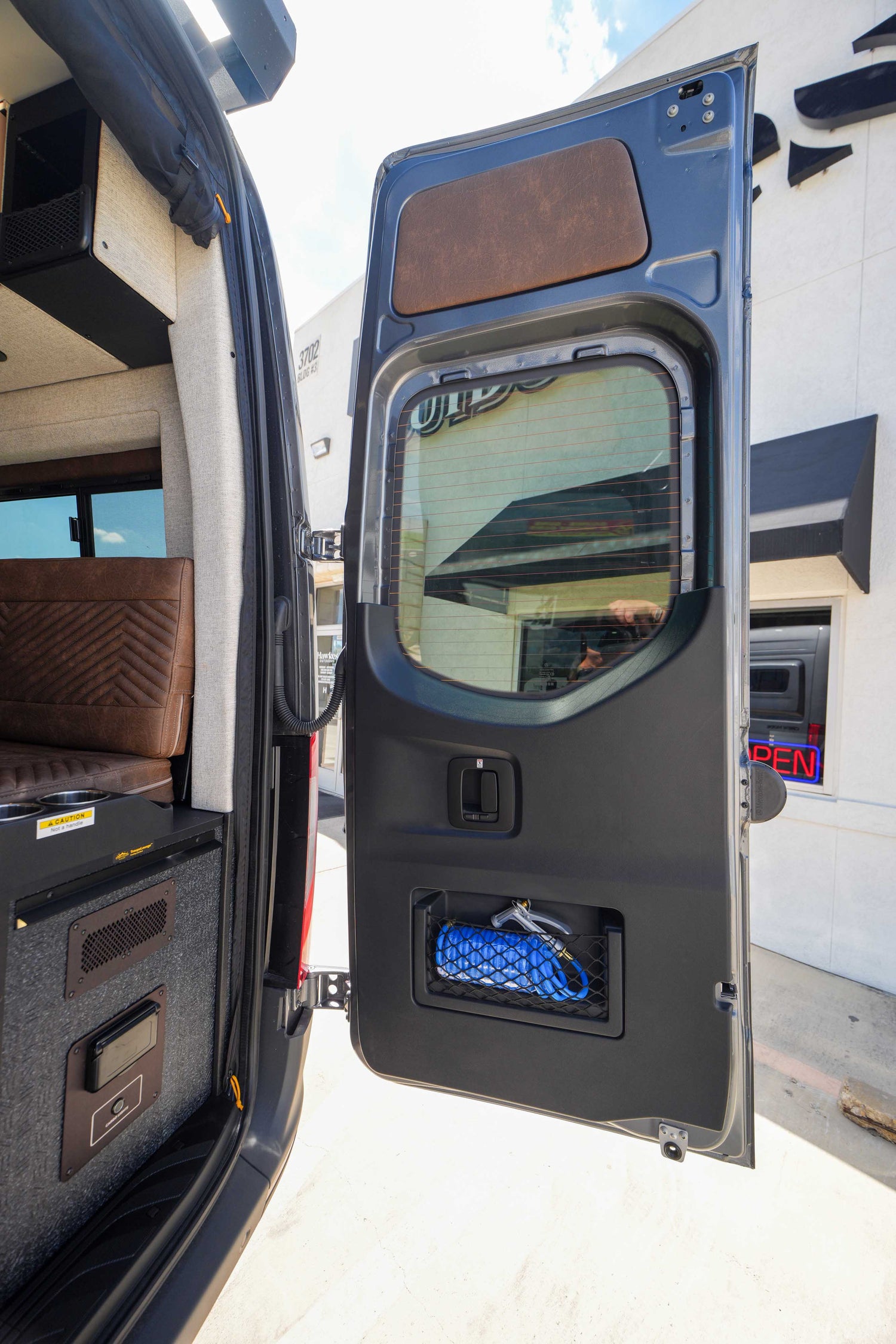 NEW! 2027 Storyteller Overland Crew Mode XL