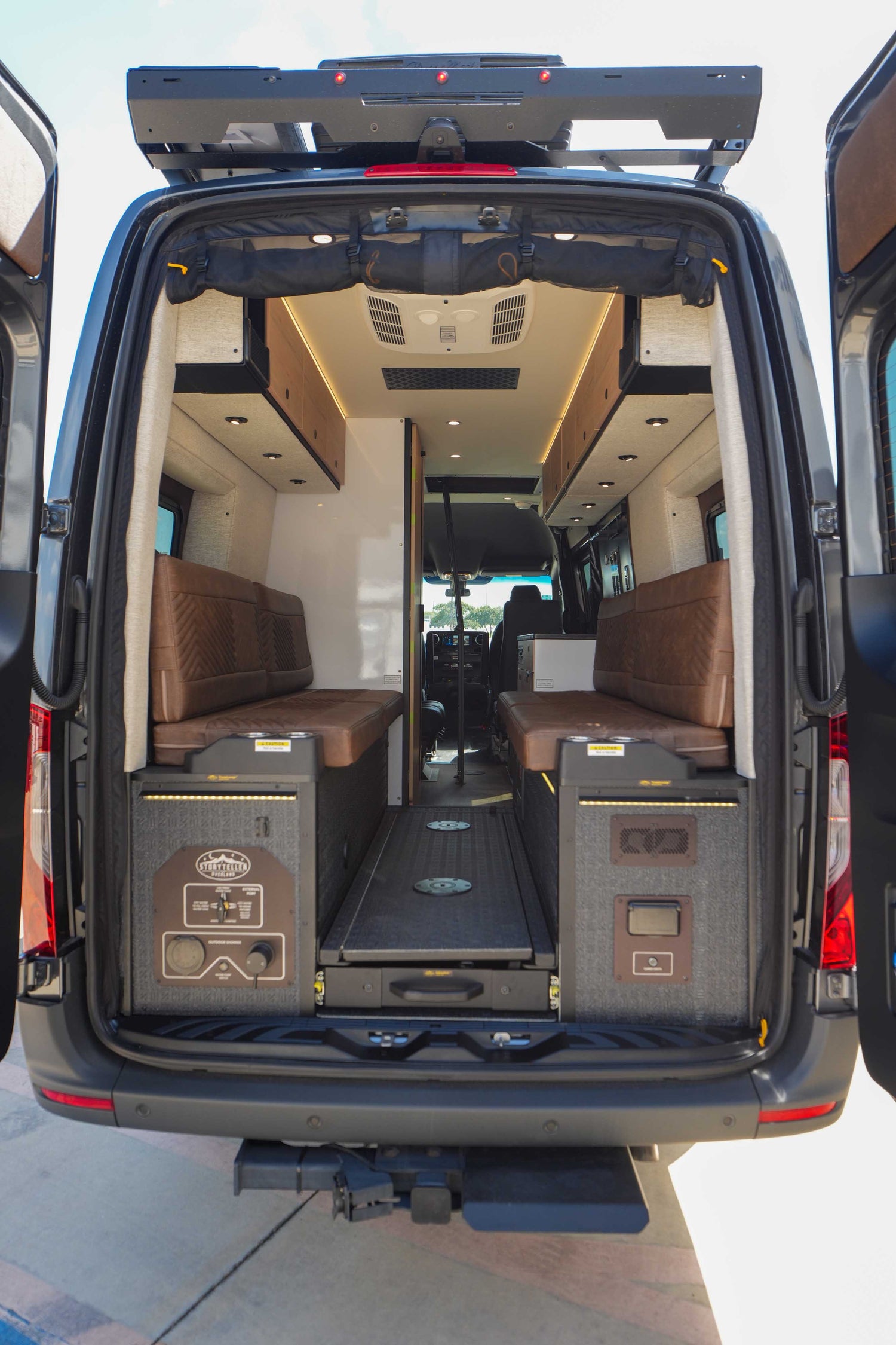 NEW! 2027 Storyteller Overland Crew Mode XL