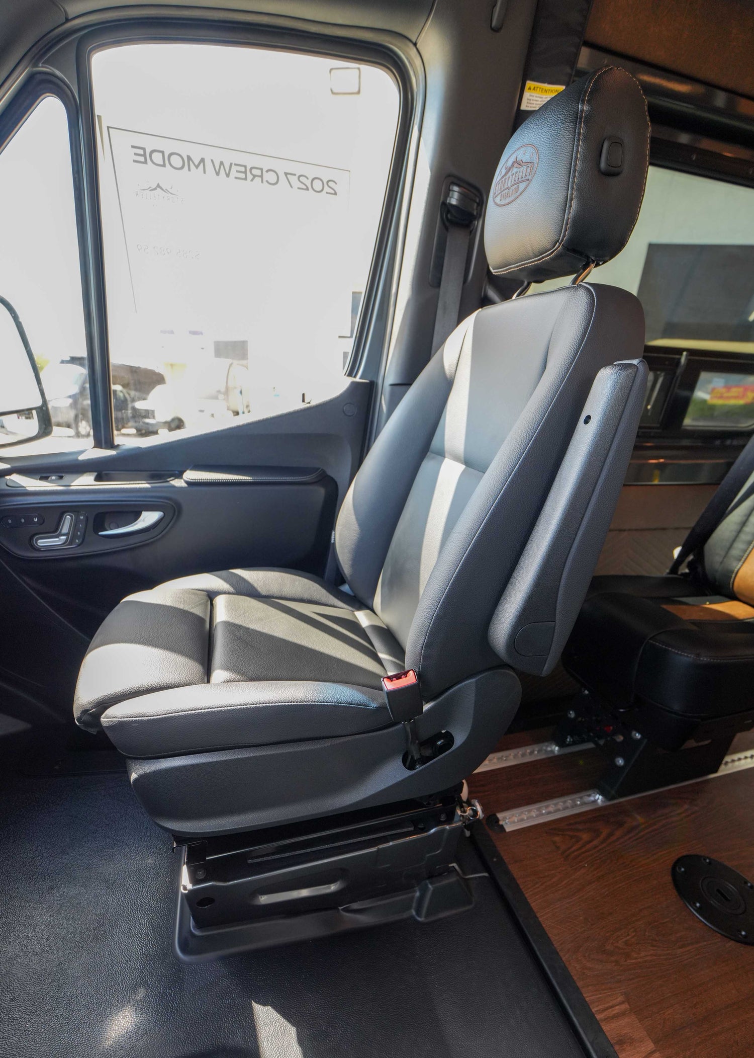 NEW! 2027 Storyteller Overland Crew Mode XL