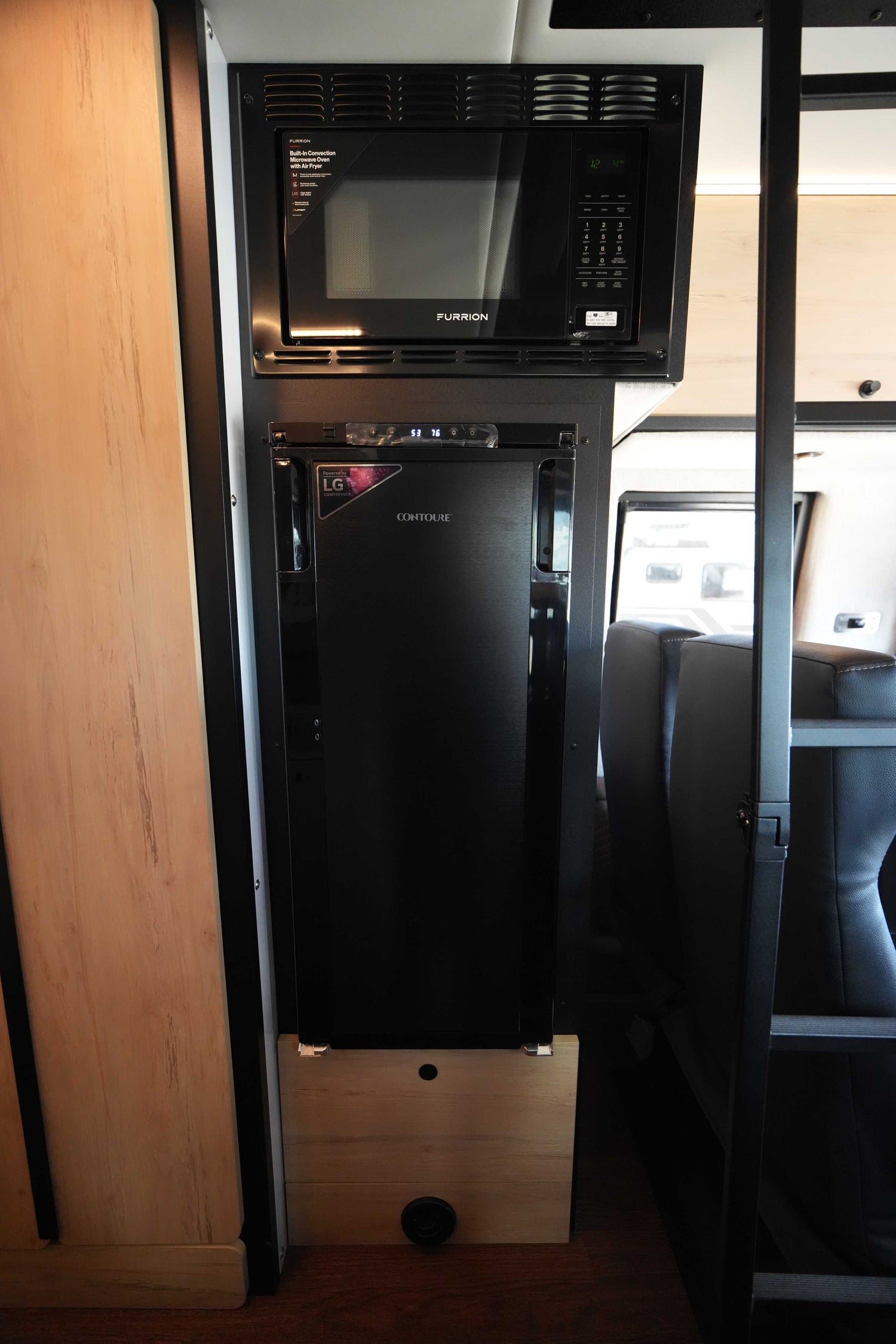 NEW! 2027 Storyteller Overland Crew Mode XL