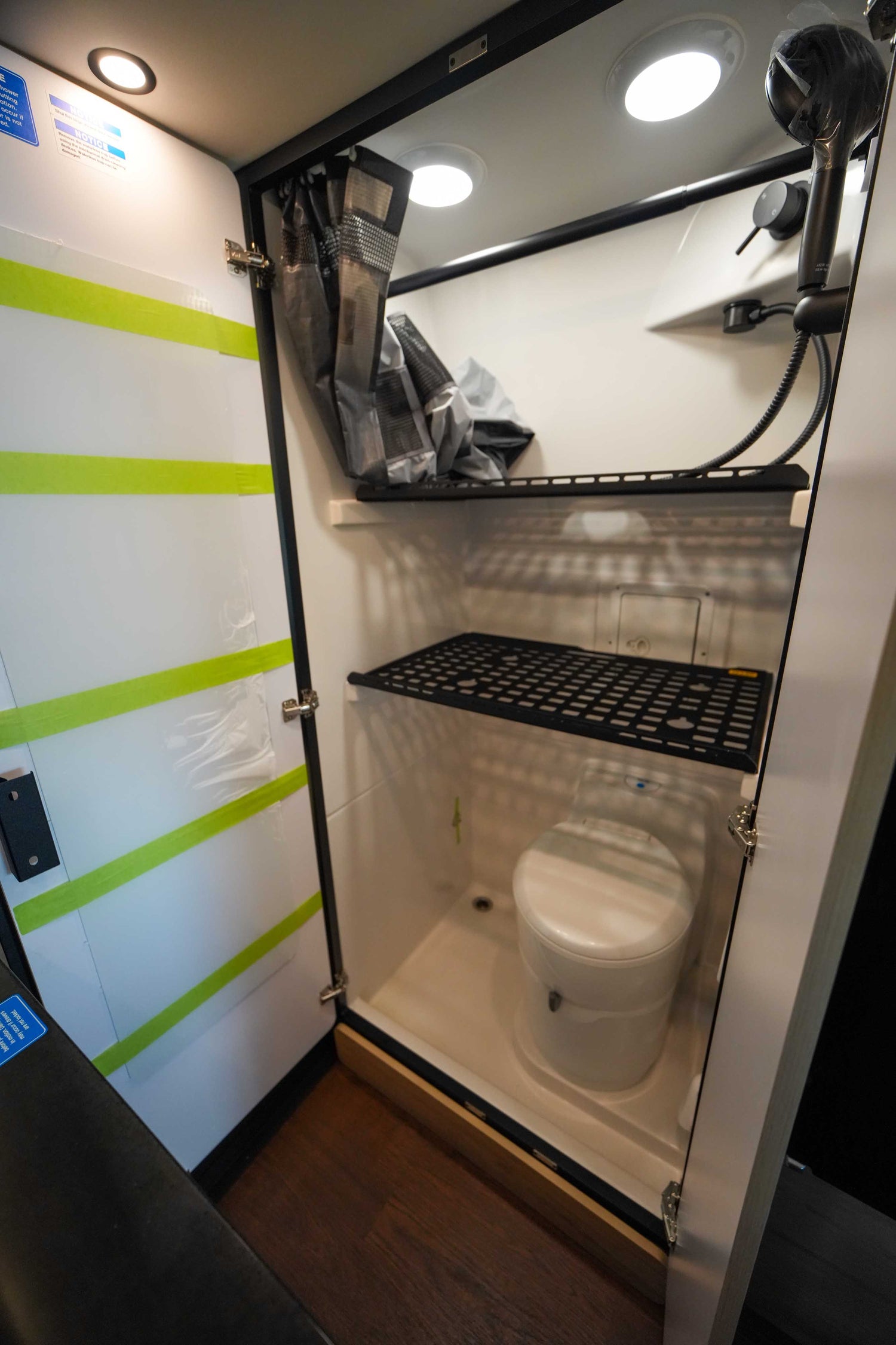 NEW! 2027 Storyteller Overland Crew Mode XL