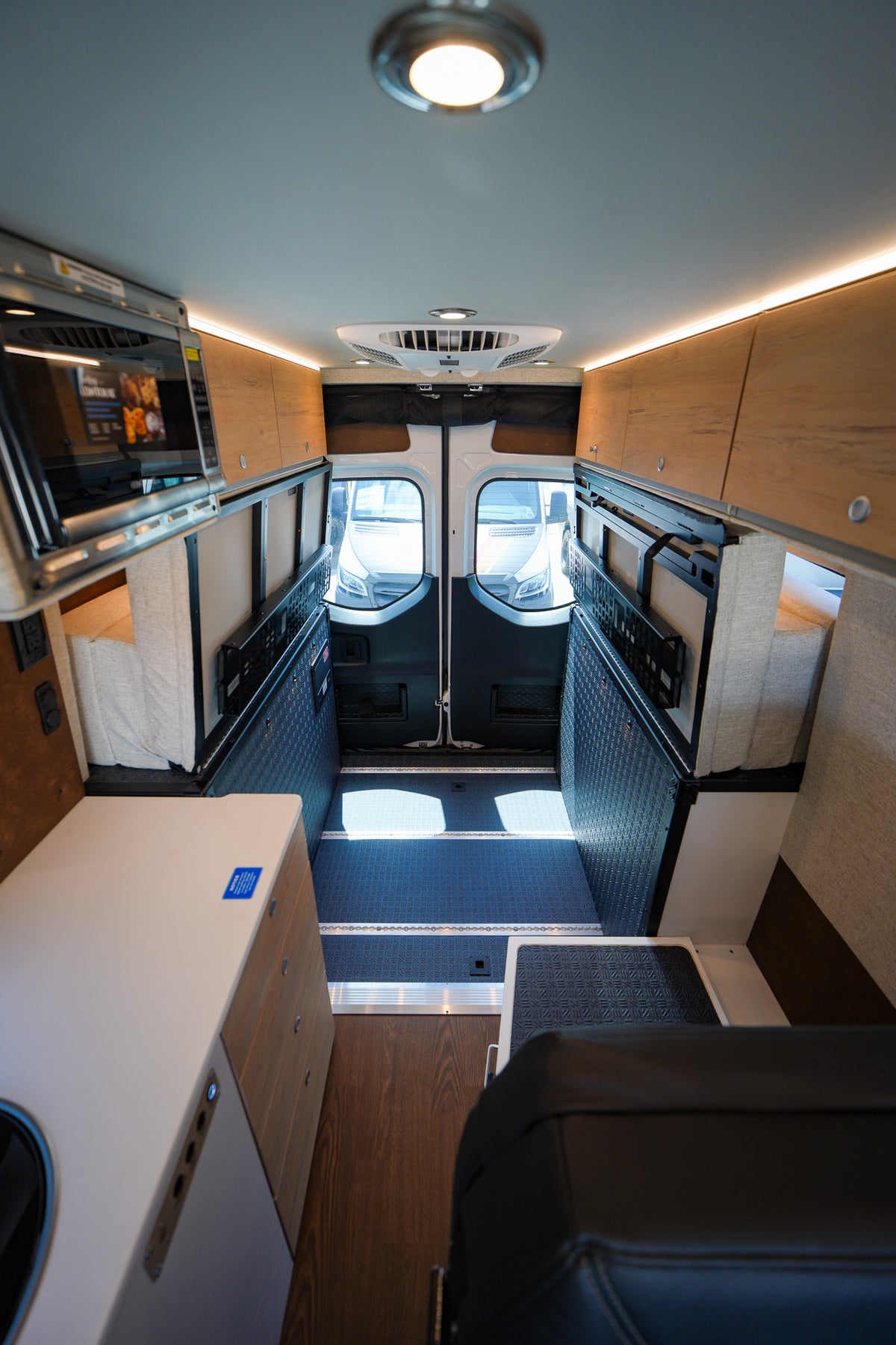 NEW! 2026 Storyteller Overland Classic Mode